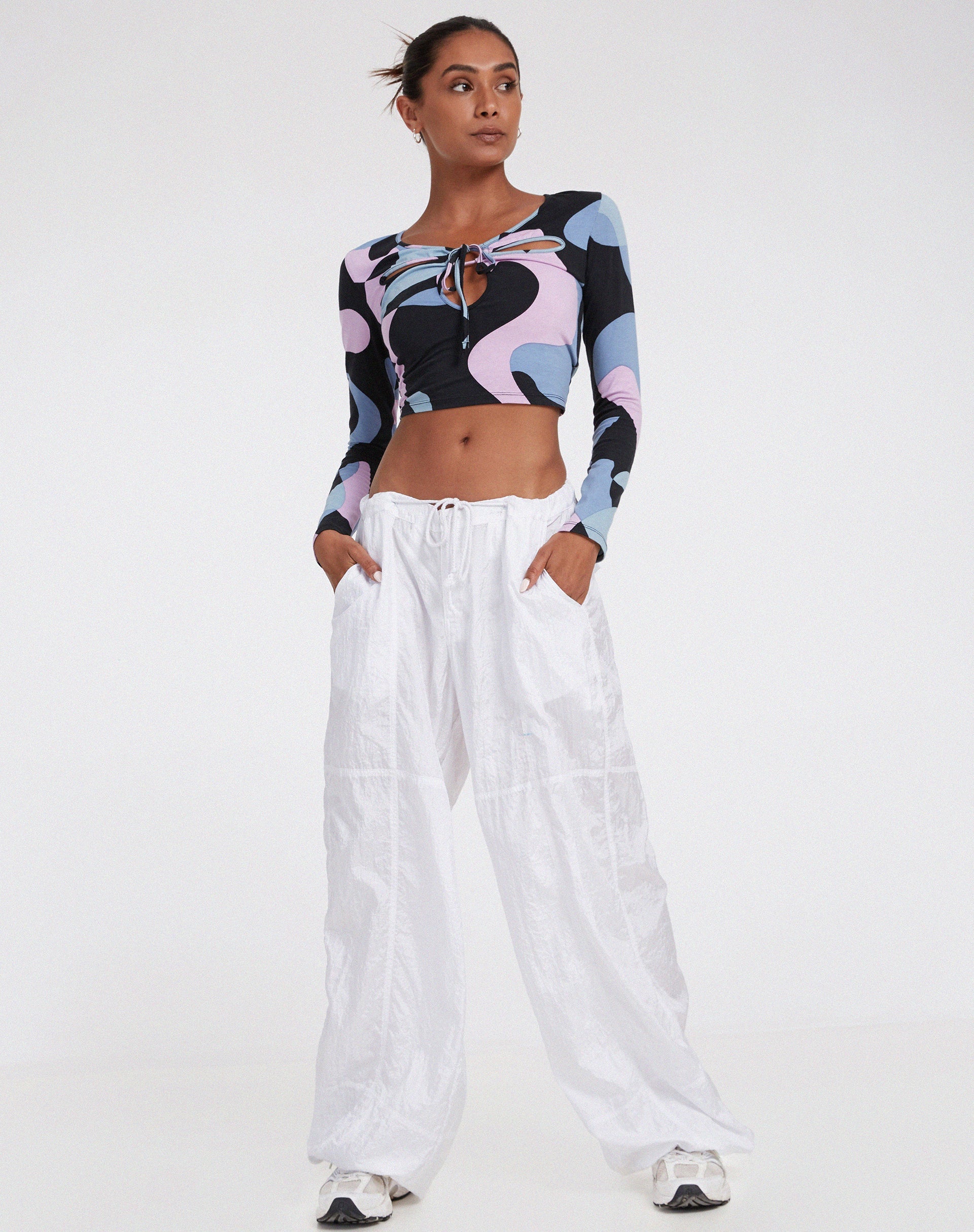 Afbeelding van Licora Crop Top in Abstract Paars