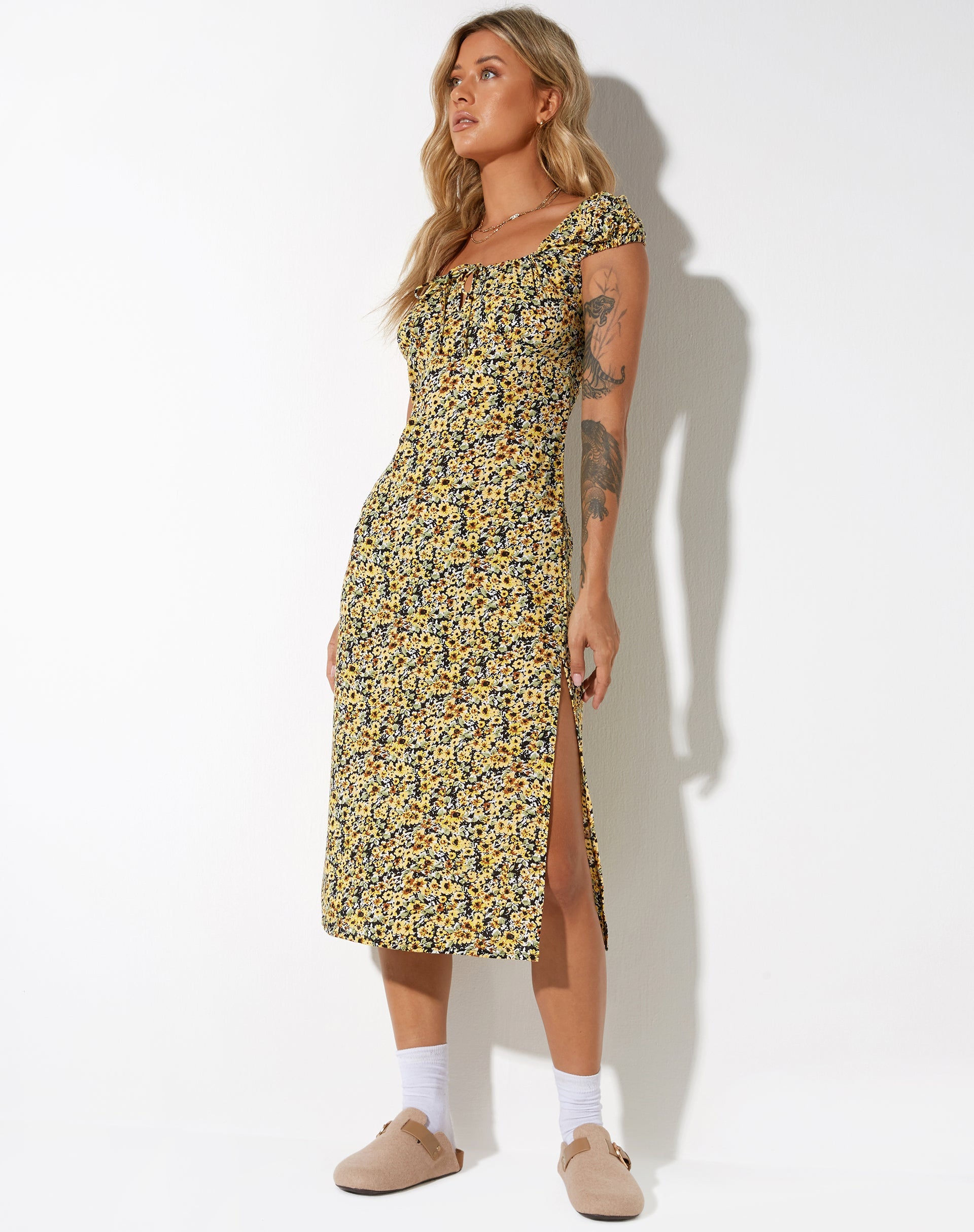 Afbeelding van Lona Midi Dress in Lente Ditsy Yellow