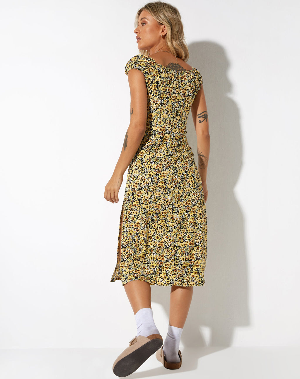 Lona Midi Dress in Lente Ditsy Geel