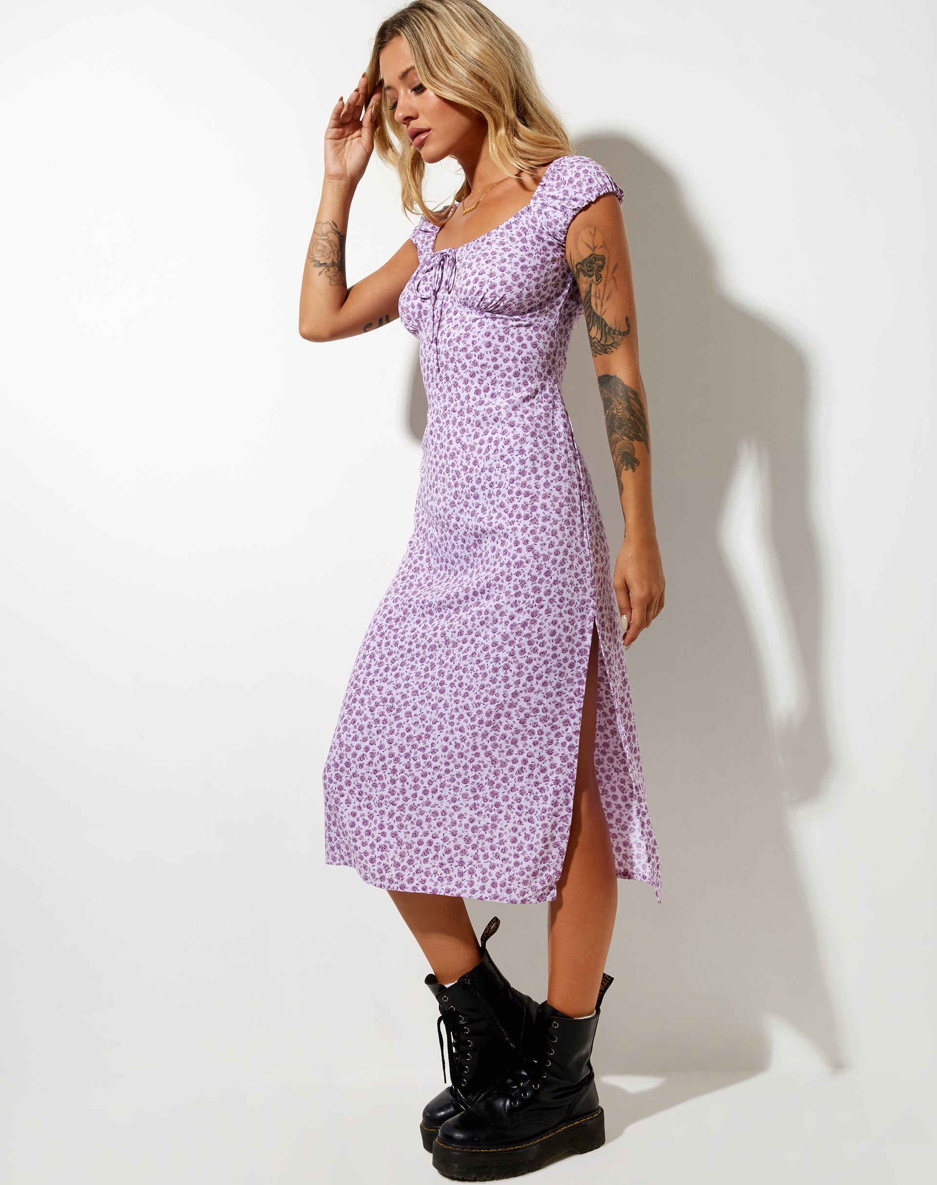Afbeelding van Lona Midi Dress in Ditsy Rose Lila