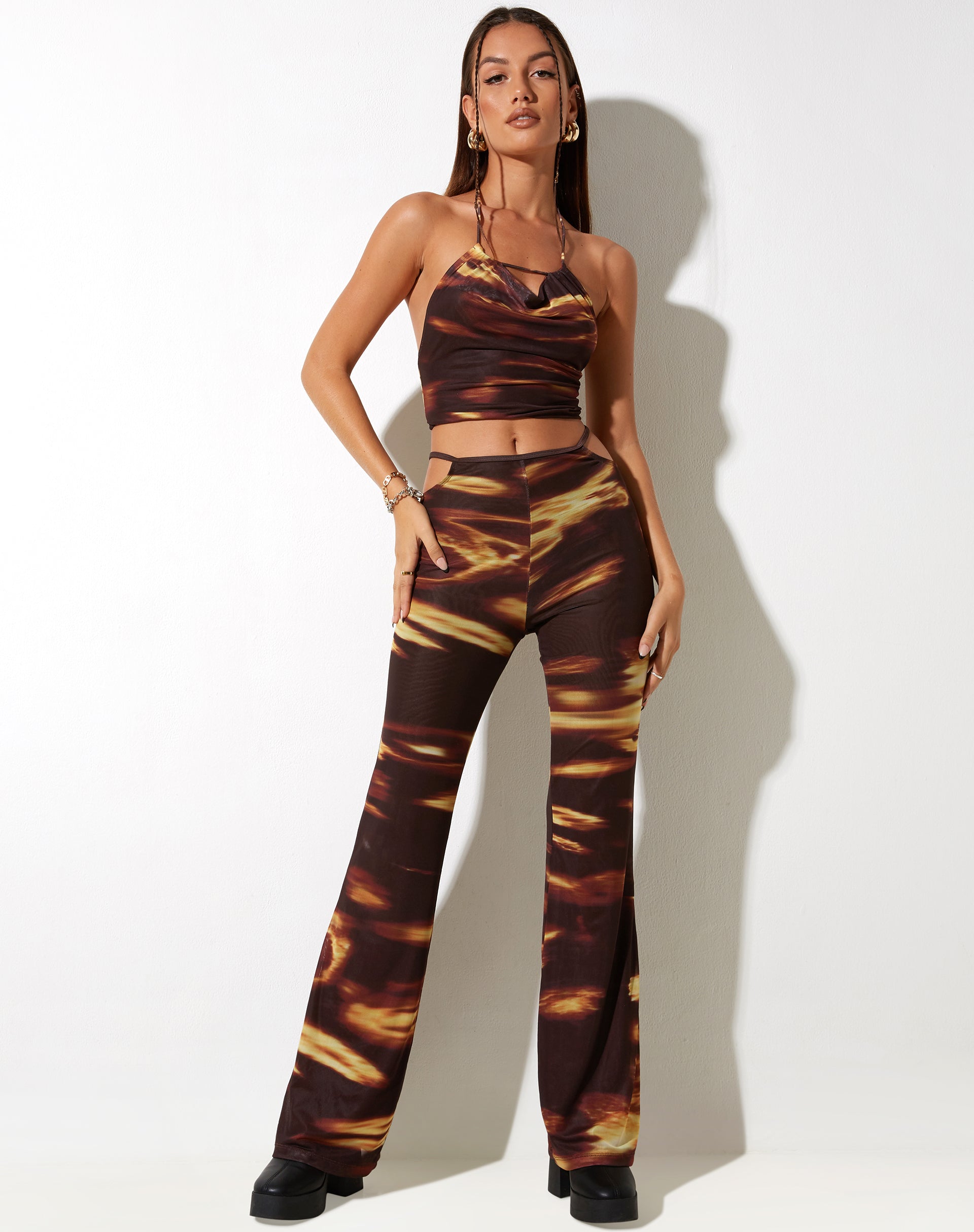 Afbeelding van MOTEL X IRIS Mares Flare Broek in Bleach Drip