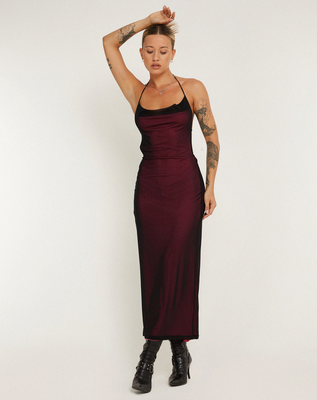 Mayra Maxi Dress in Zwart met Magenta Voering