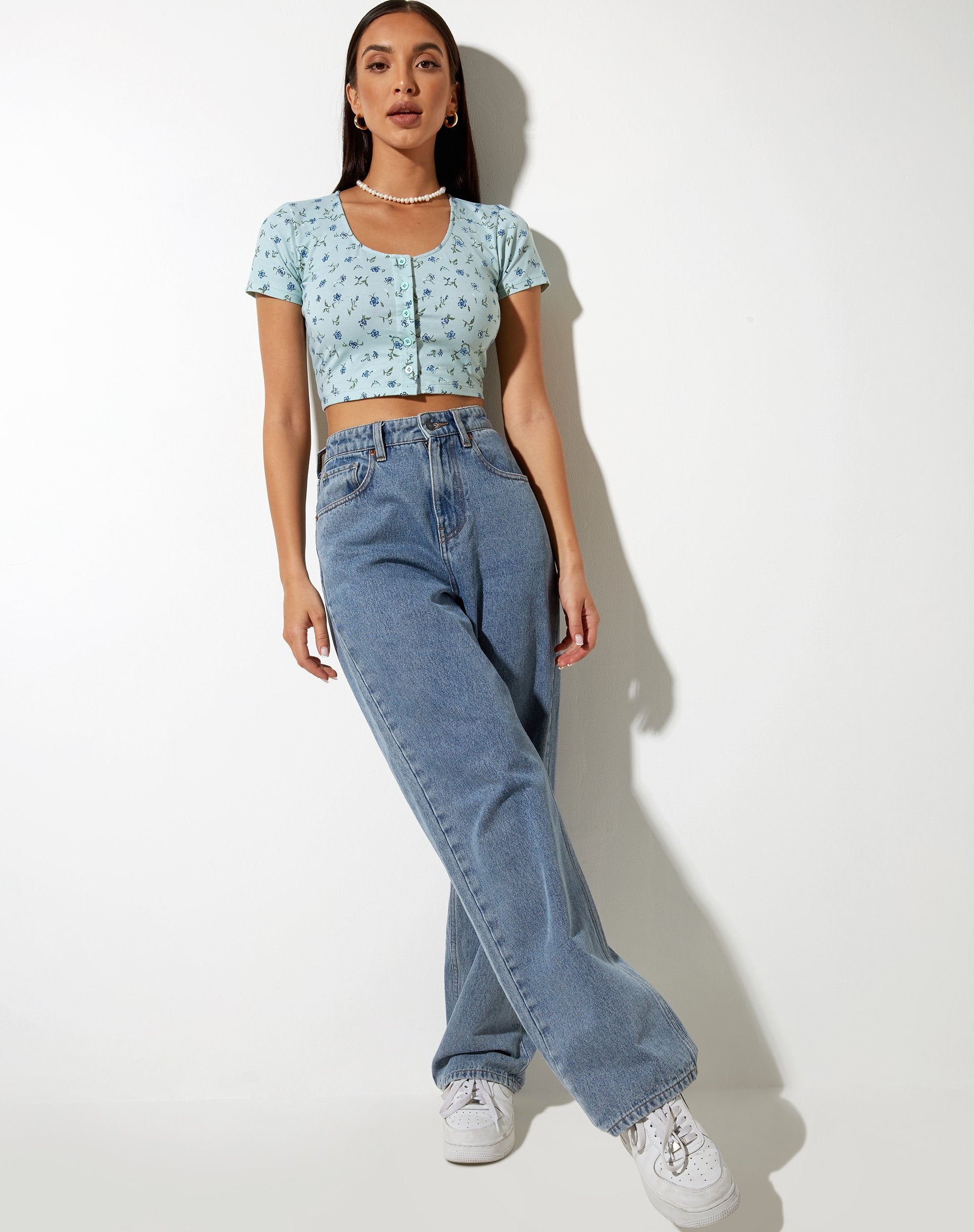 Afbeelding van Mieye Crop Top in Pretty Petal Green