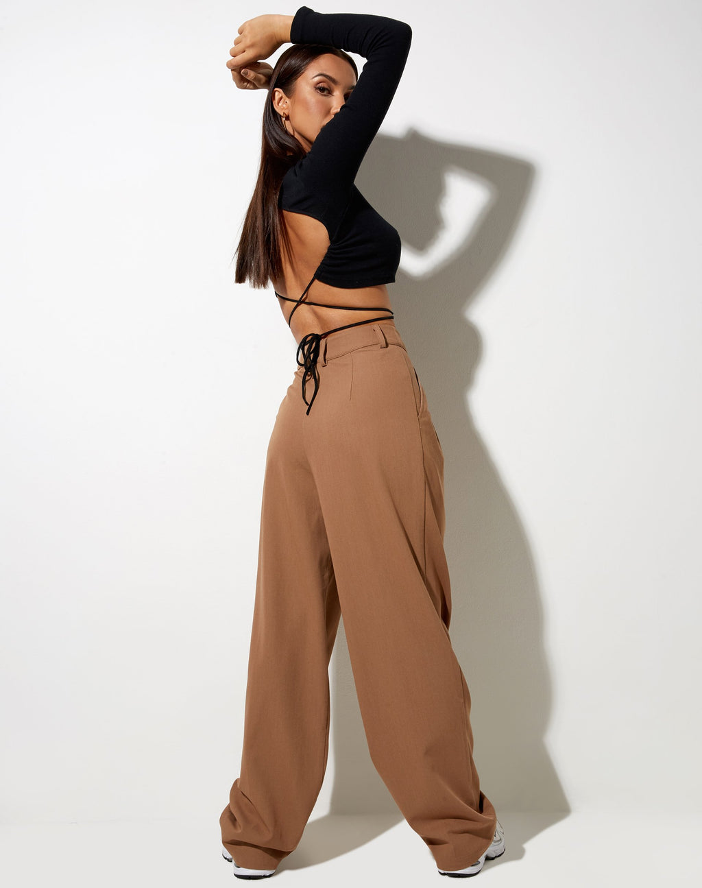 Misha broek met wijde pijpen in Tailoring Putty