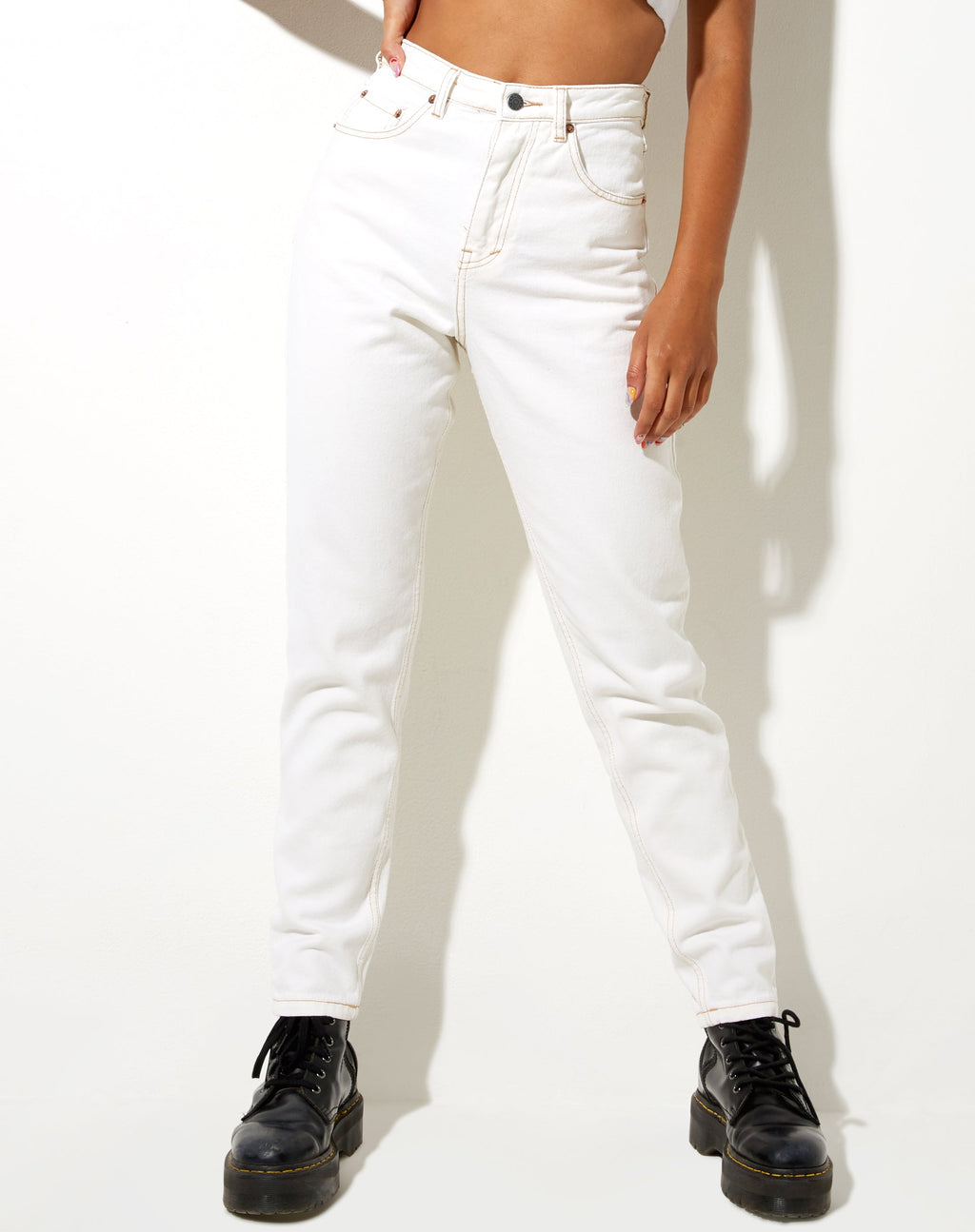Mamma Jeans in Ecru