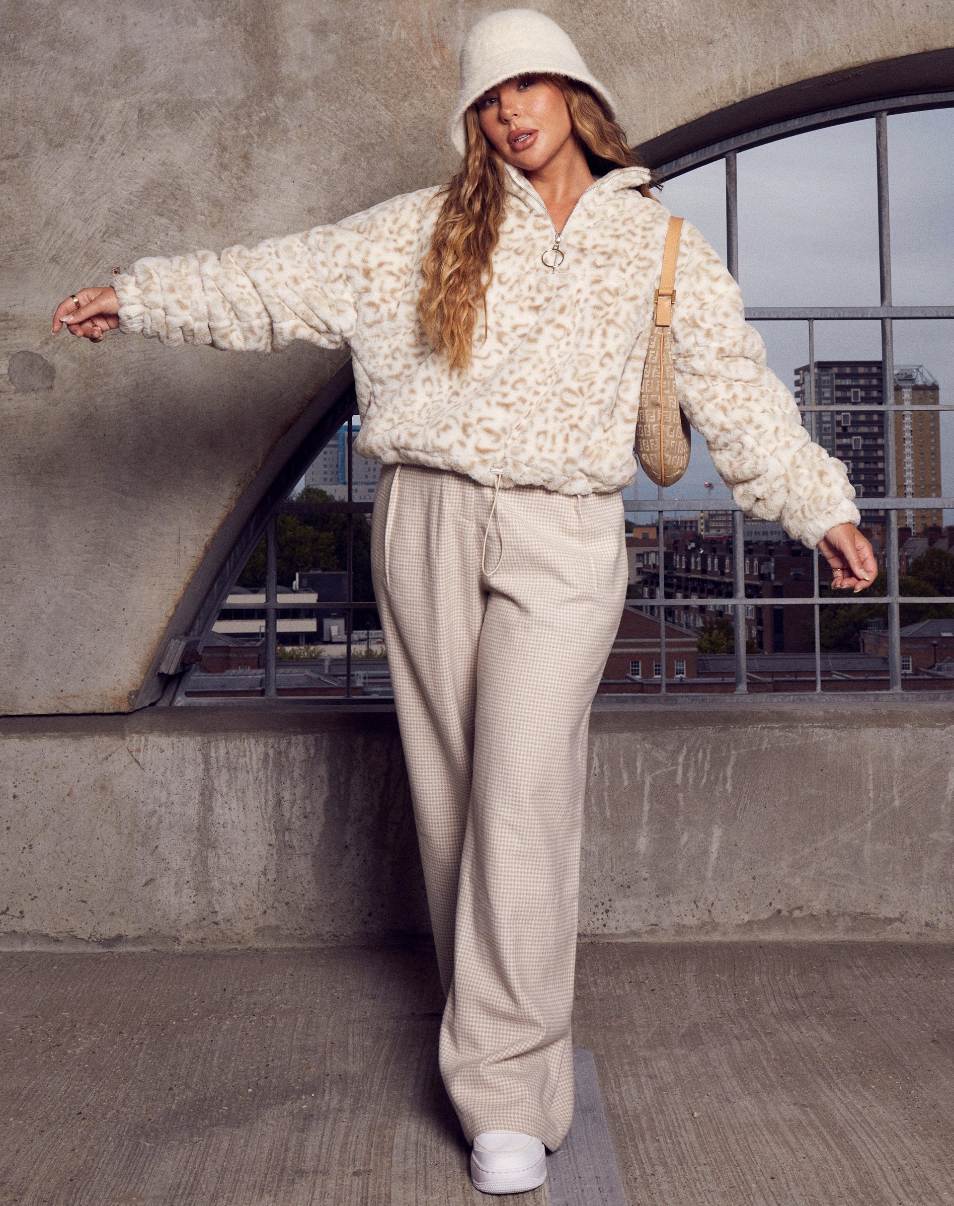 Afbeelding van Nero Ring Pull Jacket in Animal White en Cream