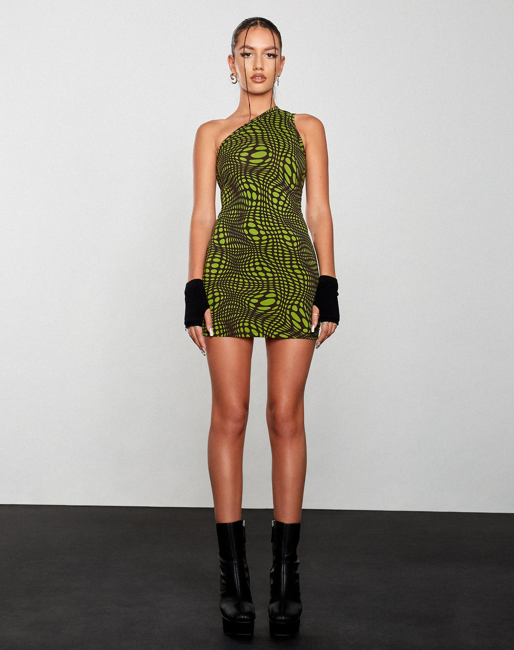 Nelvia Bodycon Jurk in Optic Polka Green