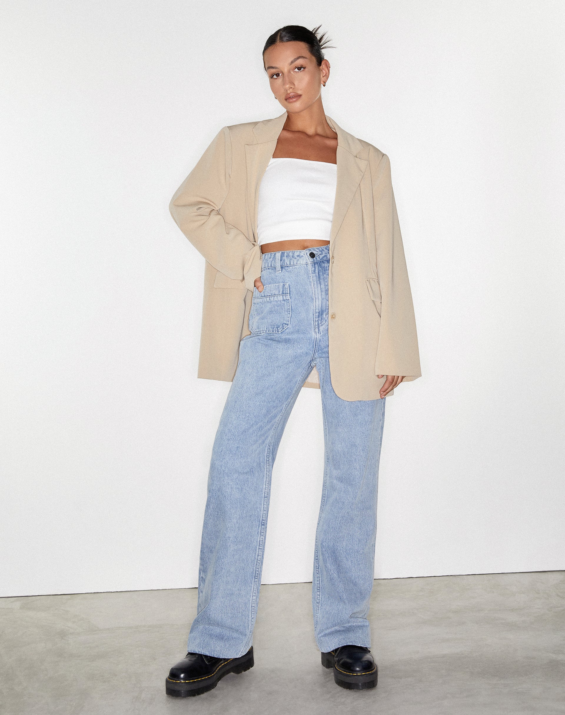 Afbeelding van Retro Pocket Flare Jeans in Super Light Wash