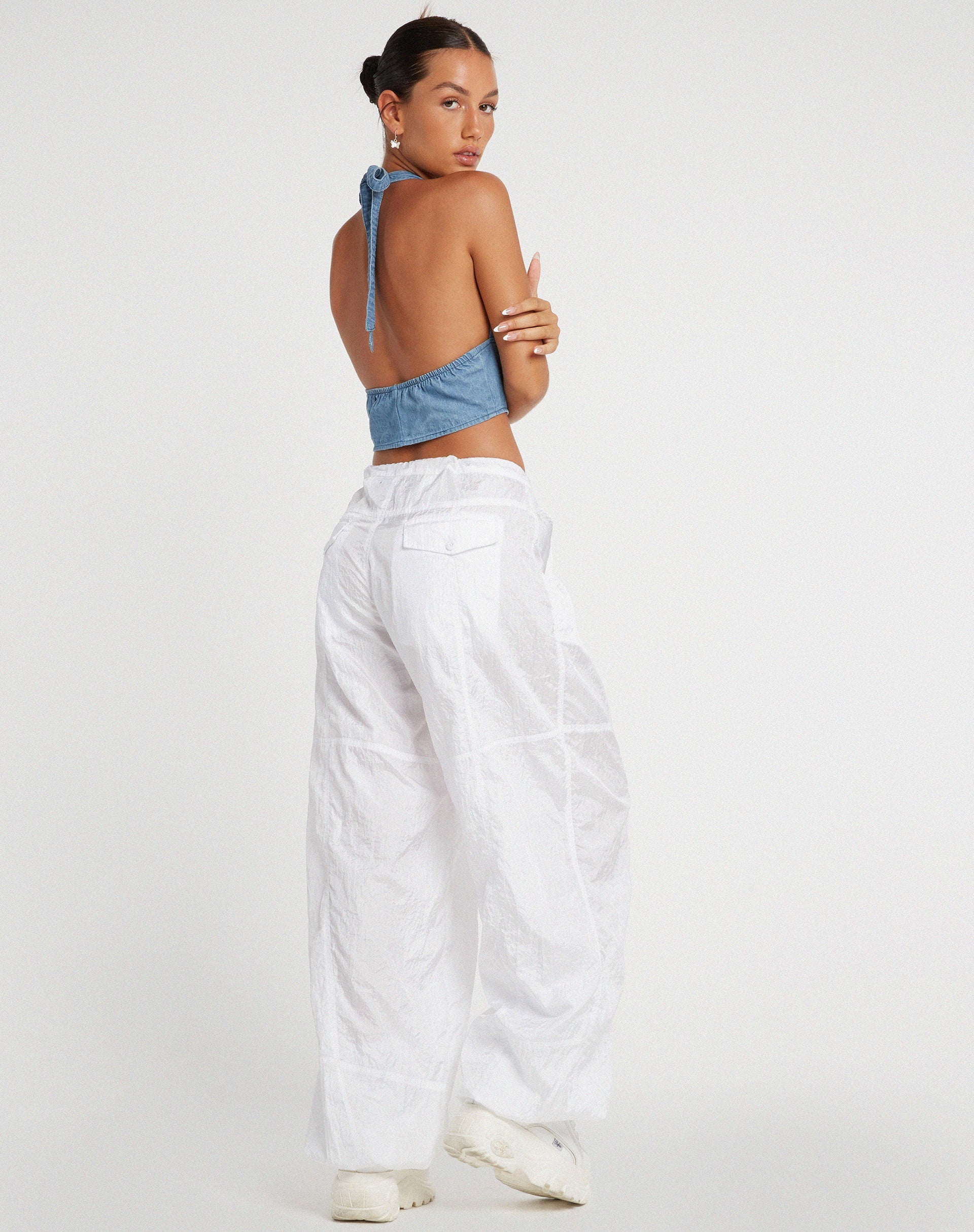 Afbeelding van Nanda Halter Top in Denim Stone Wash Blue