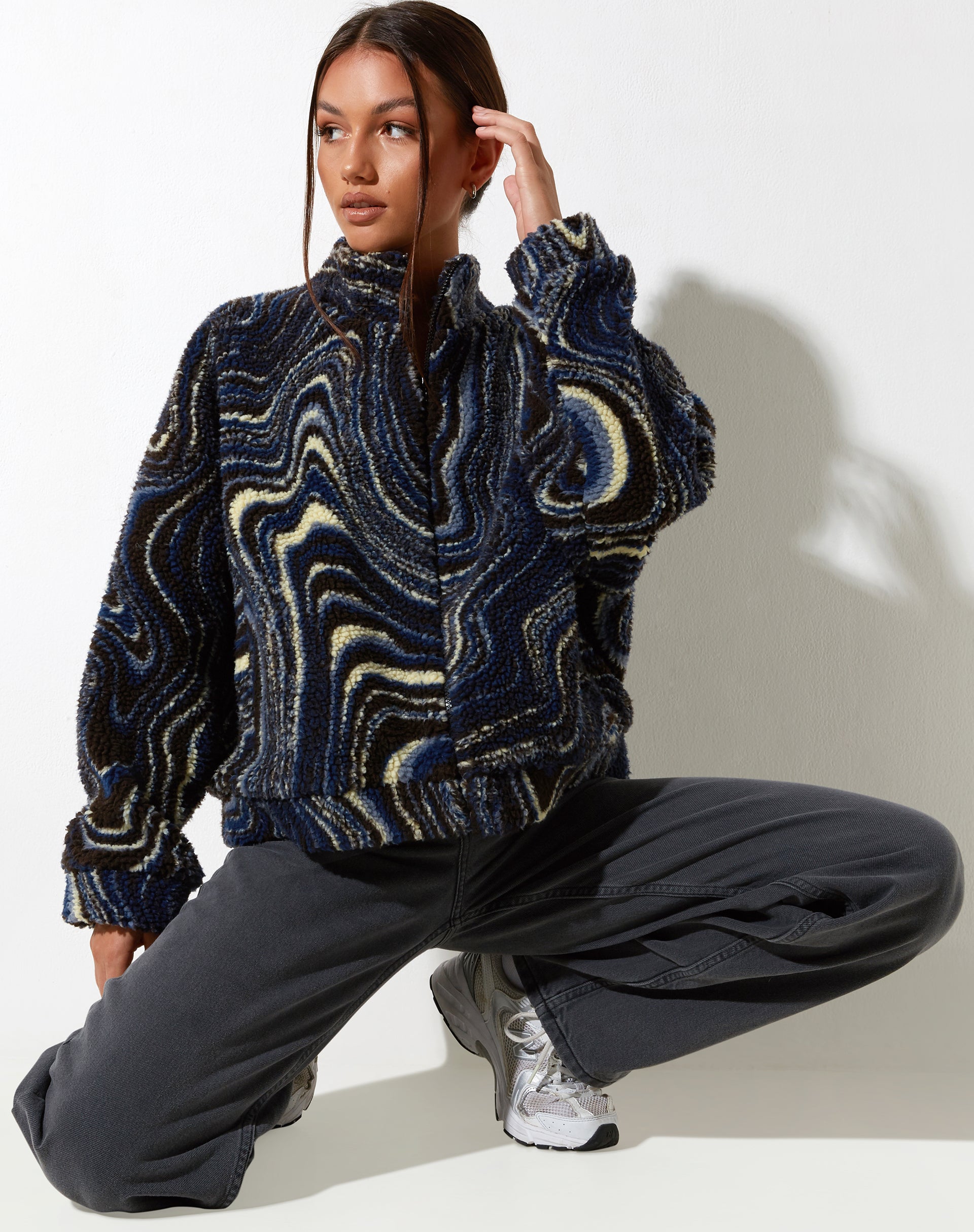 Nereo jack in ribbelblauw, zwart en ivoor