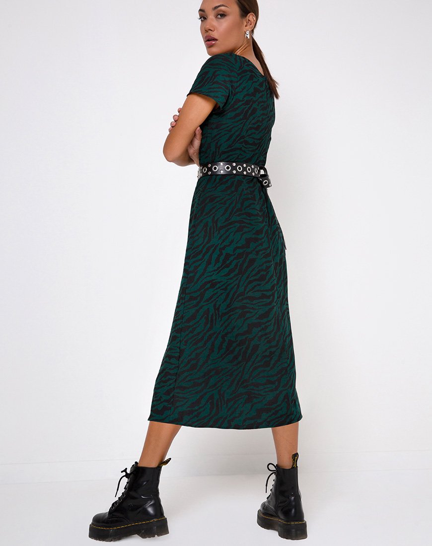 Nira Midi Dress in 90's Zebra Bosgroen