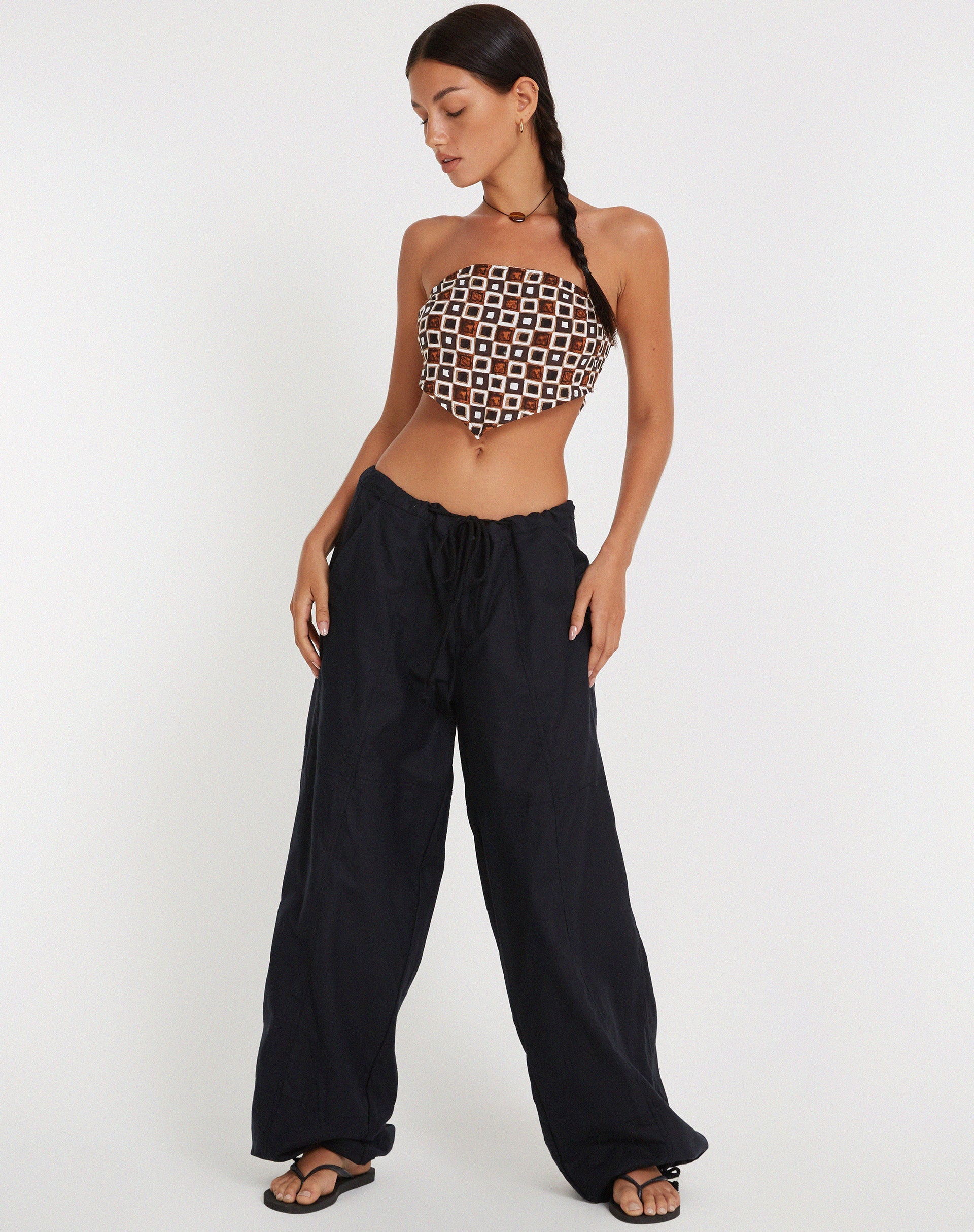 Afbeelding van Nolda Crop Top op 90s Geo Brown