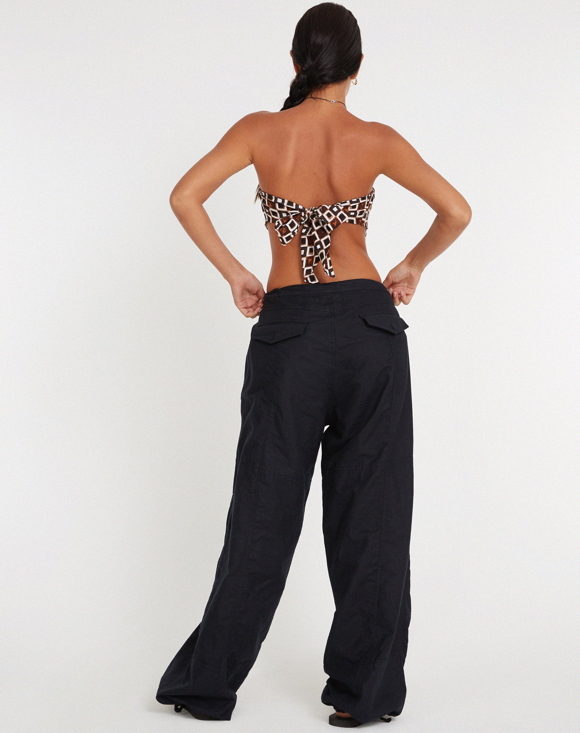 Afbeelding van Nolda Crop Top op 90s Geo Brown