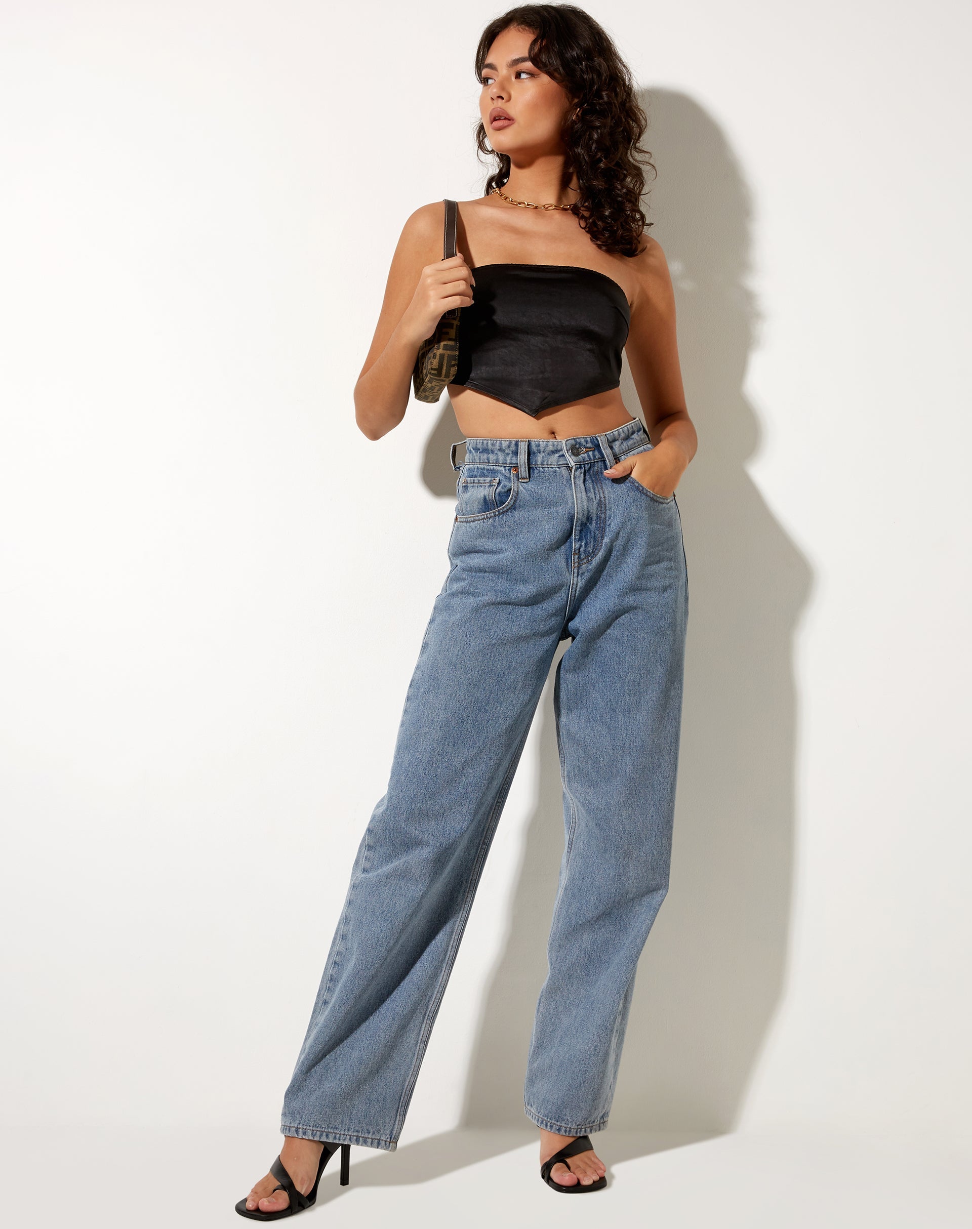 Afbeelding van Nolda Crop Top in Satijn Zwart