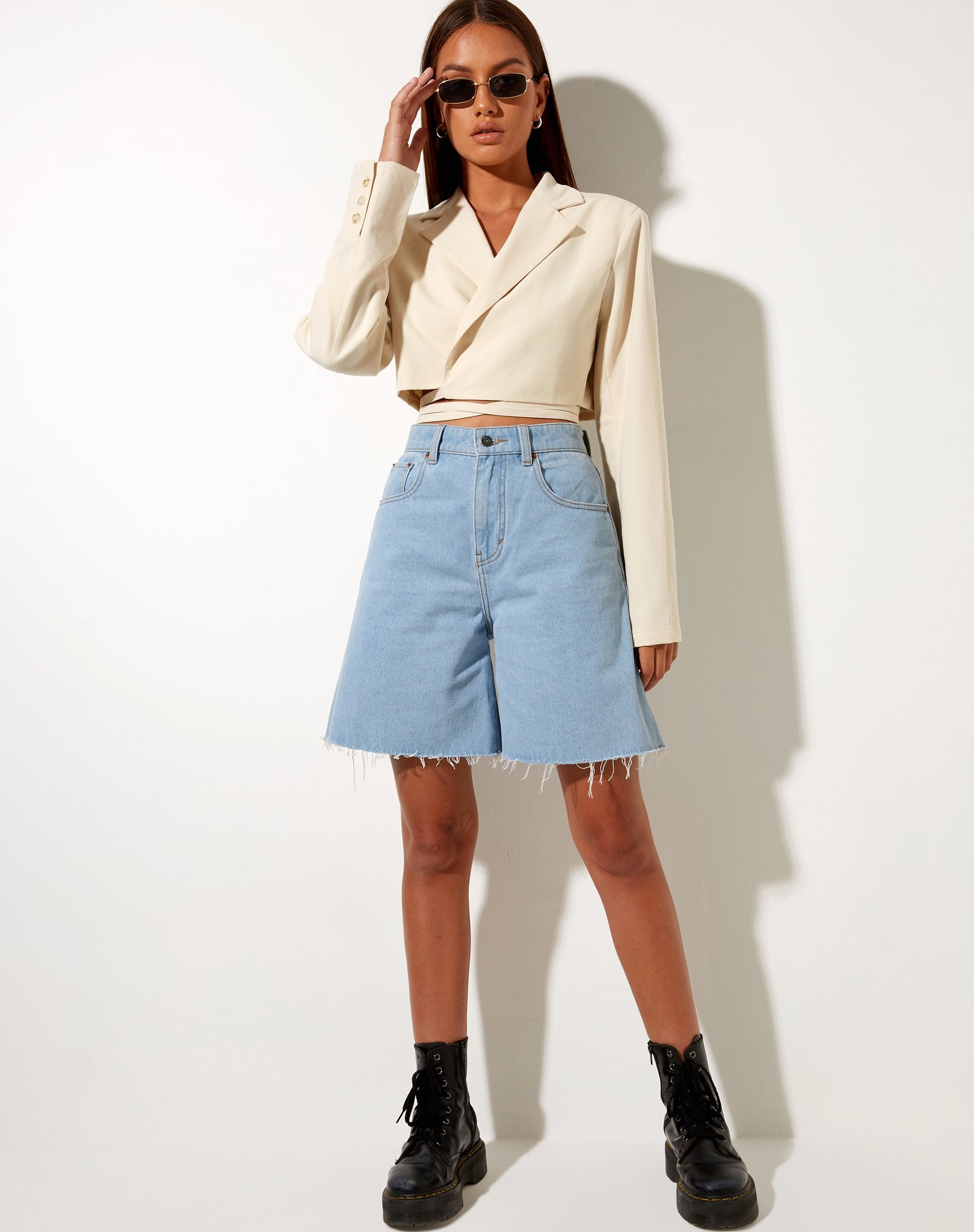 Afbeelding van Notus Cropped Blazer in Getailleerde Crème