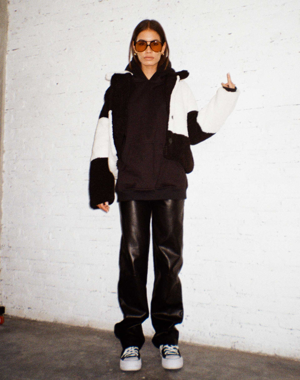 MOTEL X OLIVIA NEILL Parallel broek in Pu zwart
