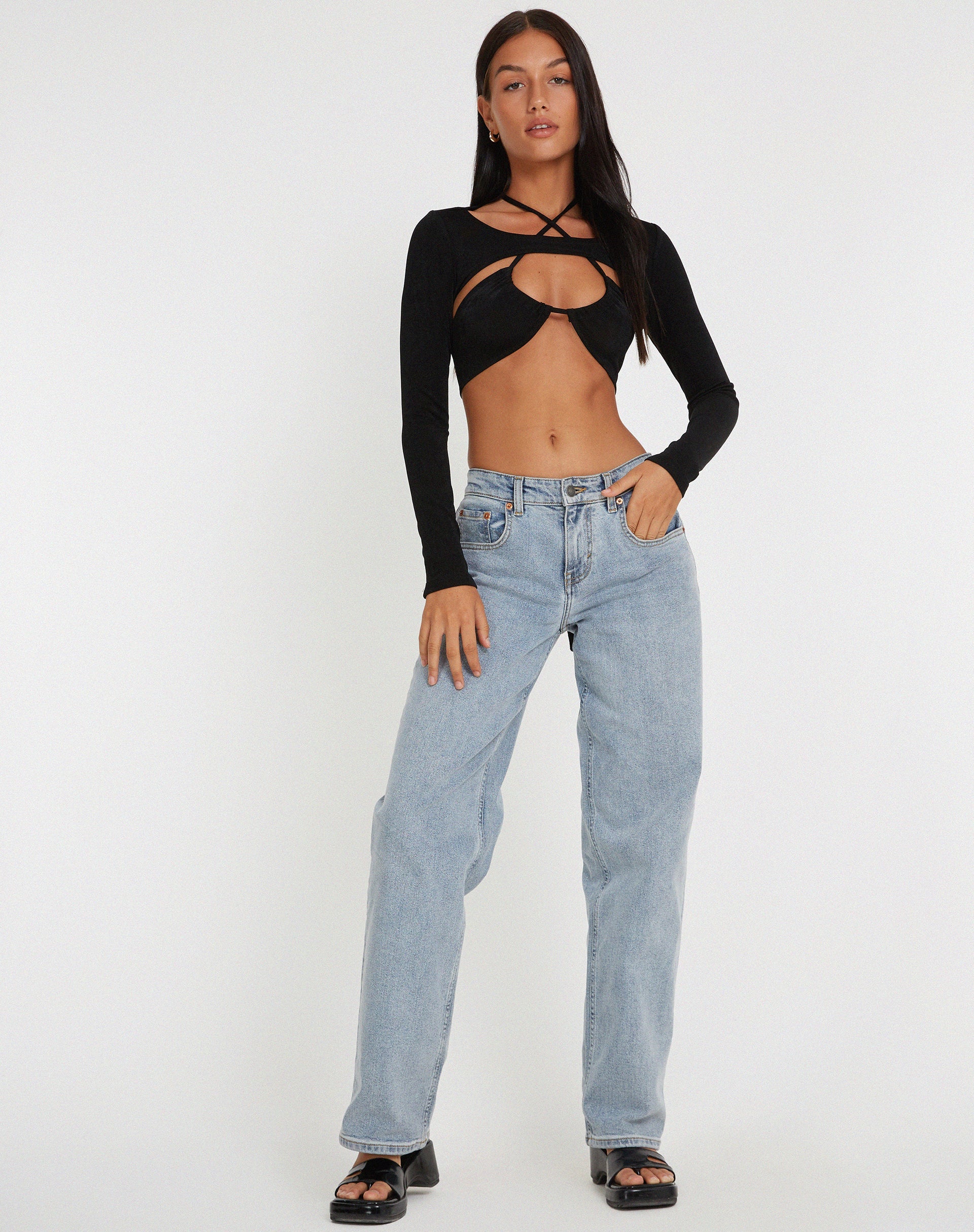 BEELD VAN Ofir Crop Top in zwart