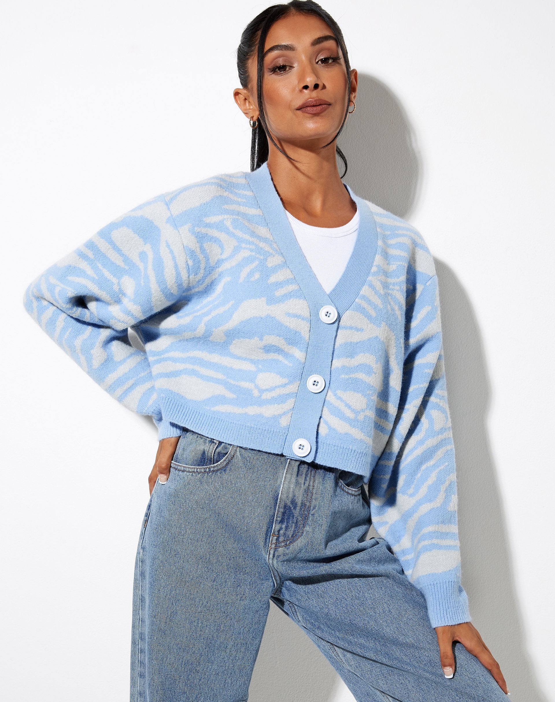 Afbeelding van Olina Cropped Cardi in Zebrablauw Grijs
