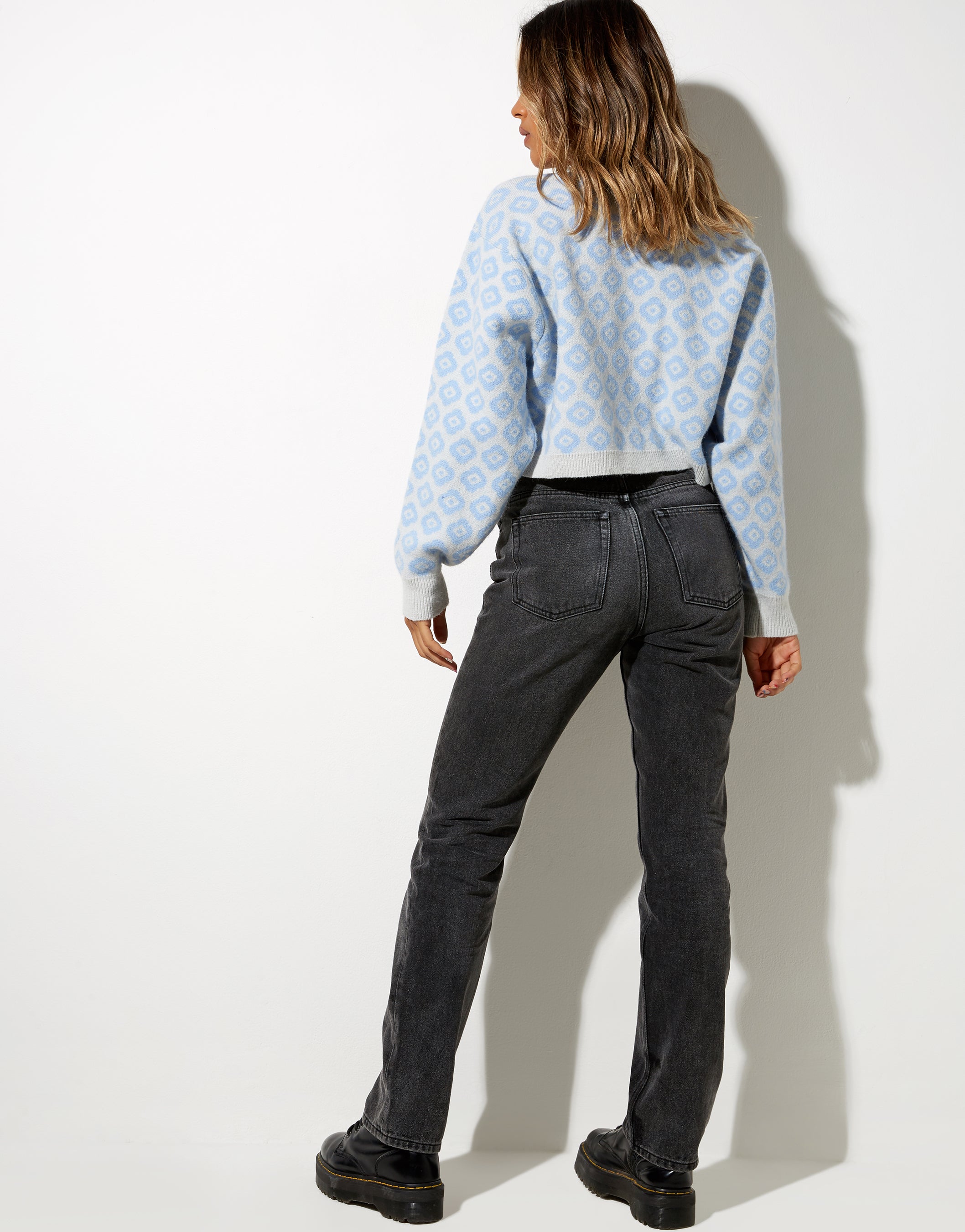 Afbeelding van Olina Cropped Cardi in gebreid ton-sur-ton blauw Daisy