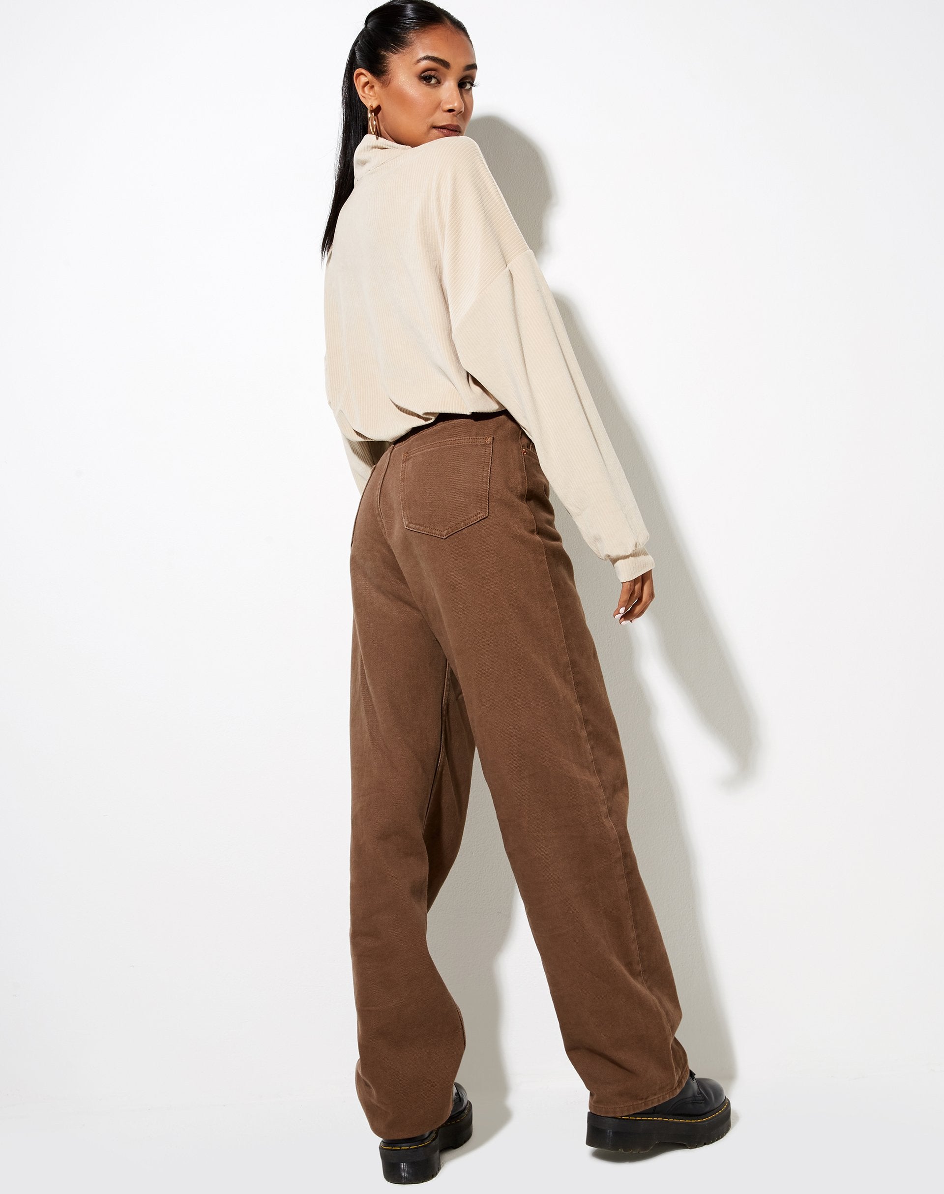Afbeelding van Olini trui in neutraal beige Saint Embro