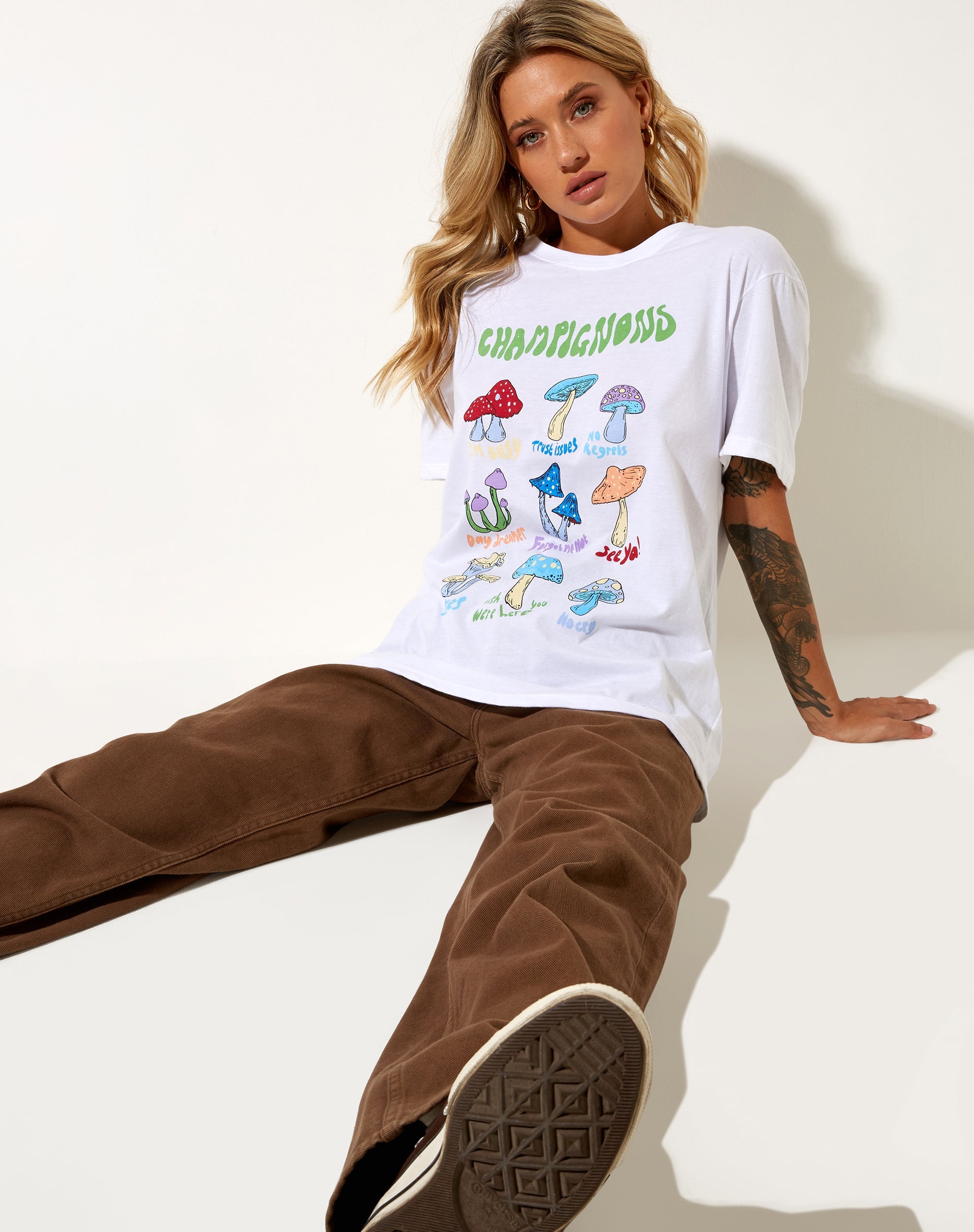 Afbeelding van Oversize Basic Tee in Wit Champignons