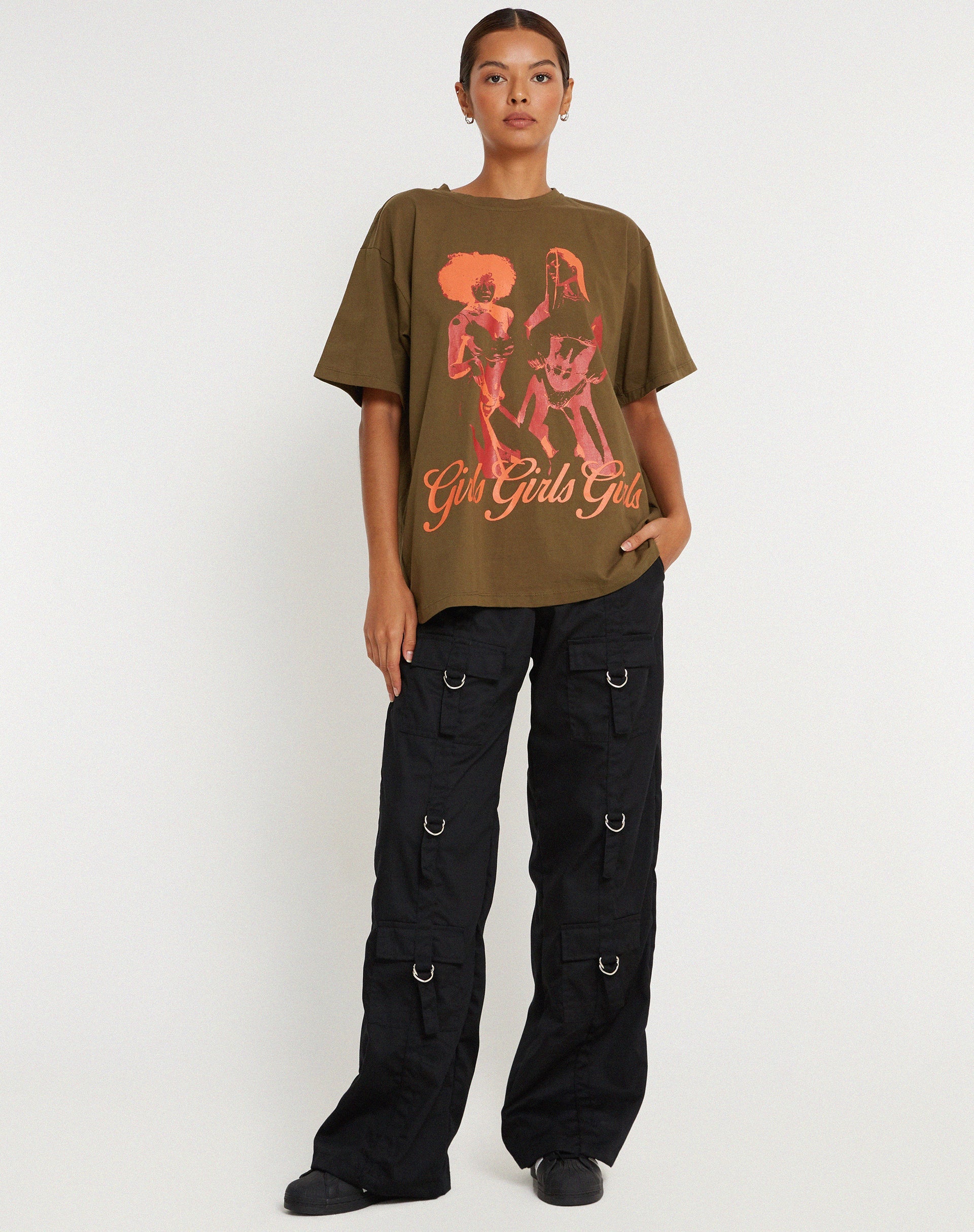 Afbeelding van Oversize Basic Tee in Khaki Meisjes Meisjes Meisjes