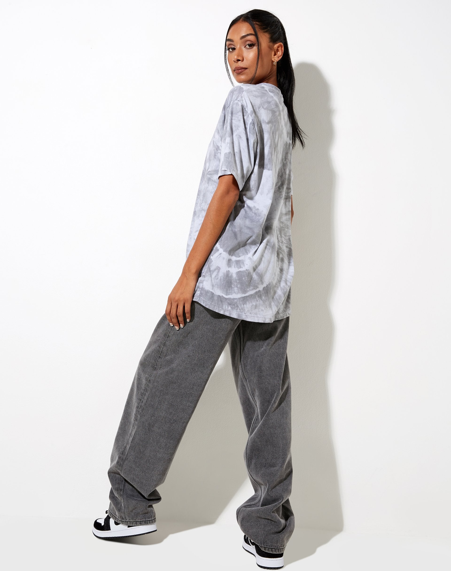 Afbeelding van Oversize Basic T-shirt in Lunar Rock Radial Tie Dye