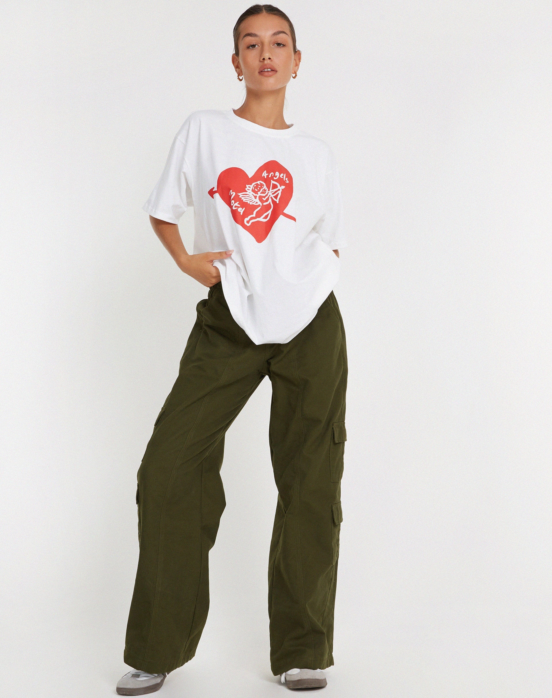 Afbeelding van Oversize Basic Tee in White Motel Angel