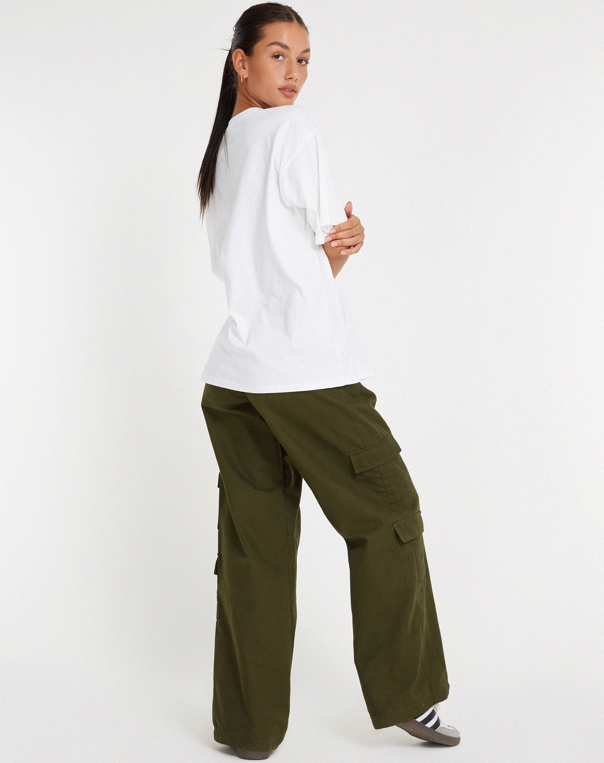 Afbeelding van Oversize Basic Tee in White Motel Angel