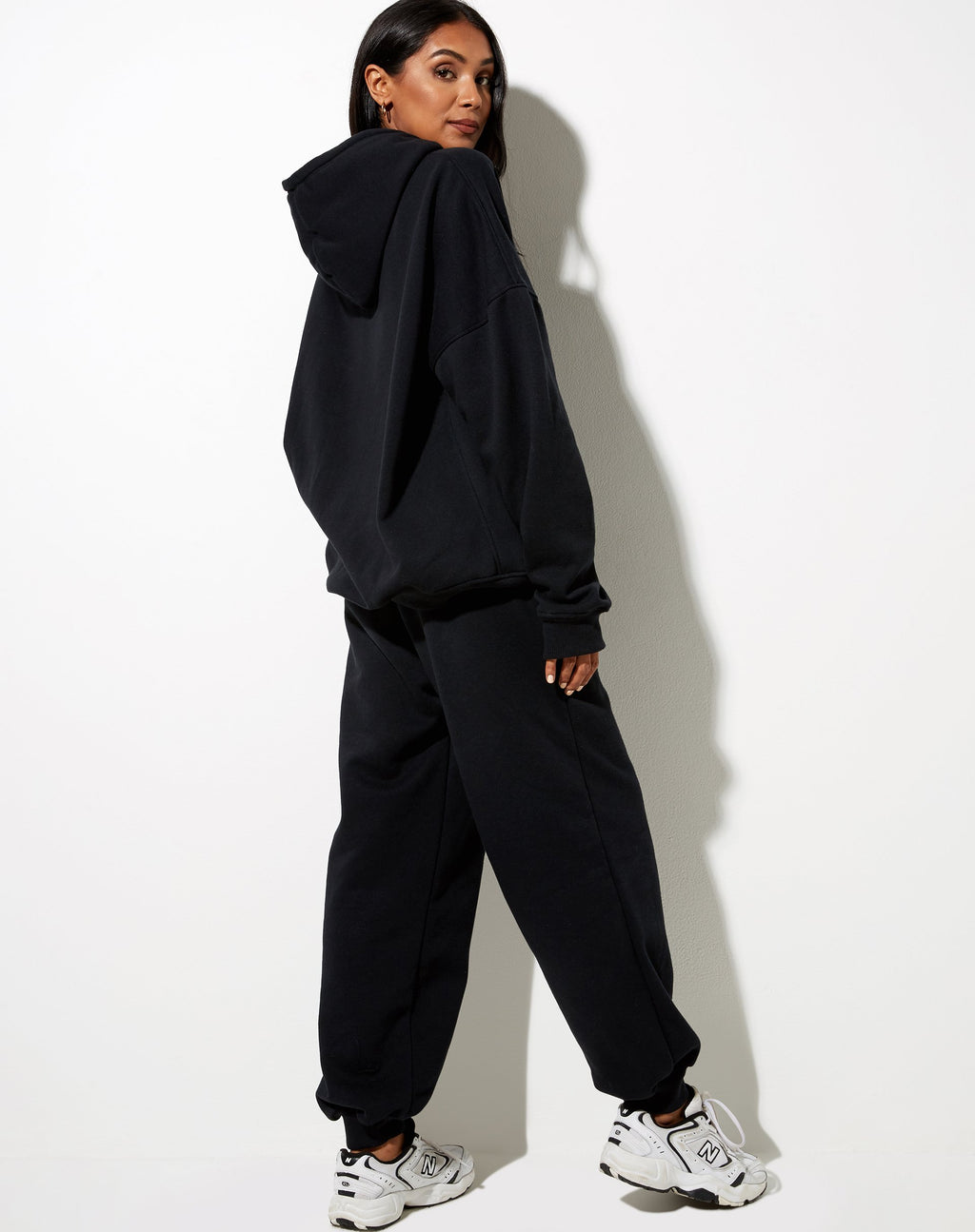 Oversized Hoodie in Zwart Champignon Rood Embro