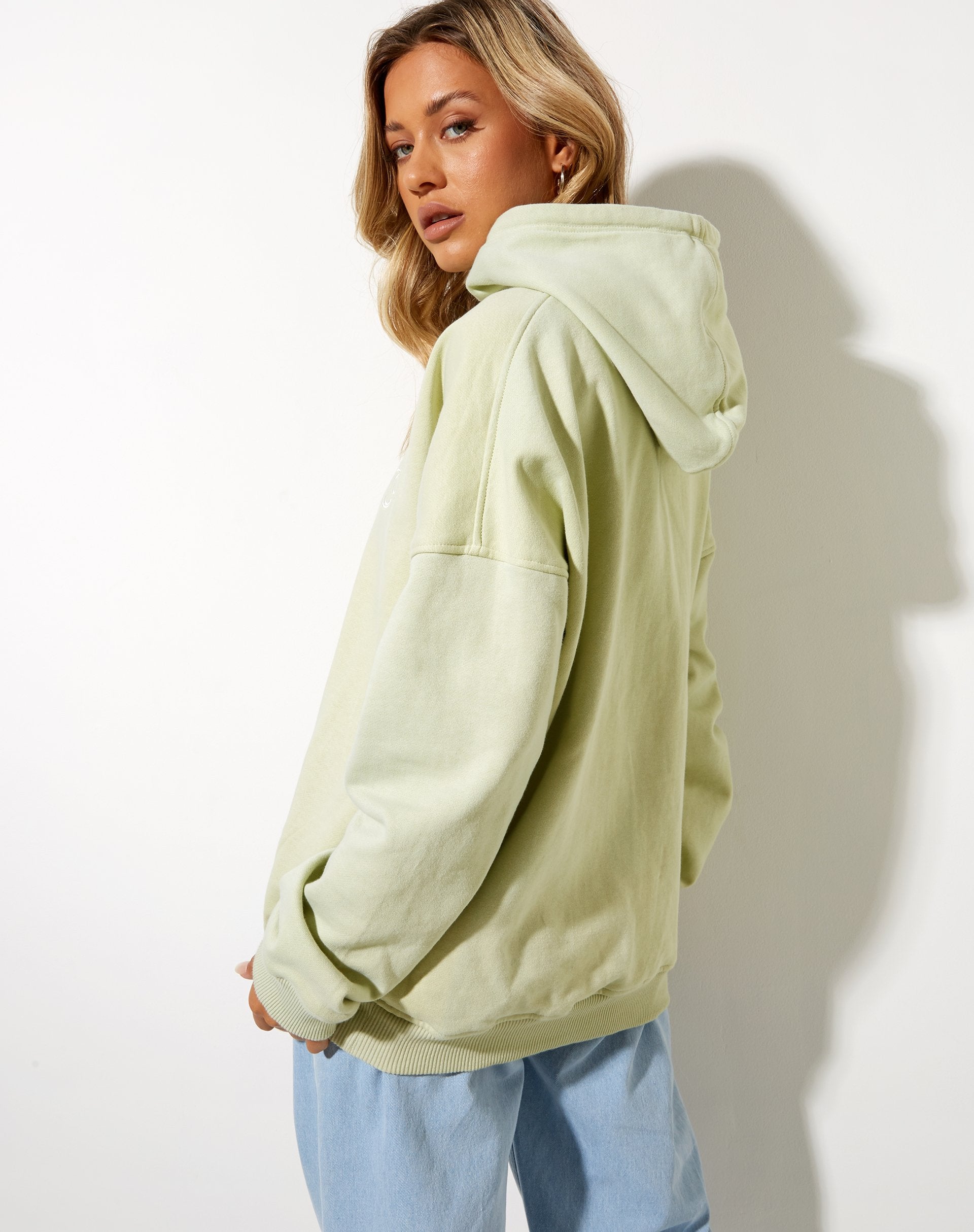 Afbeelding van Oversize Hoodie in Green Graffiti Magic Embro