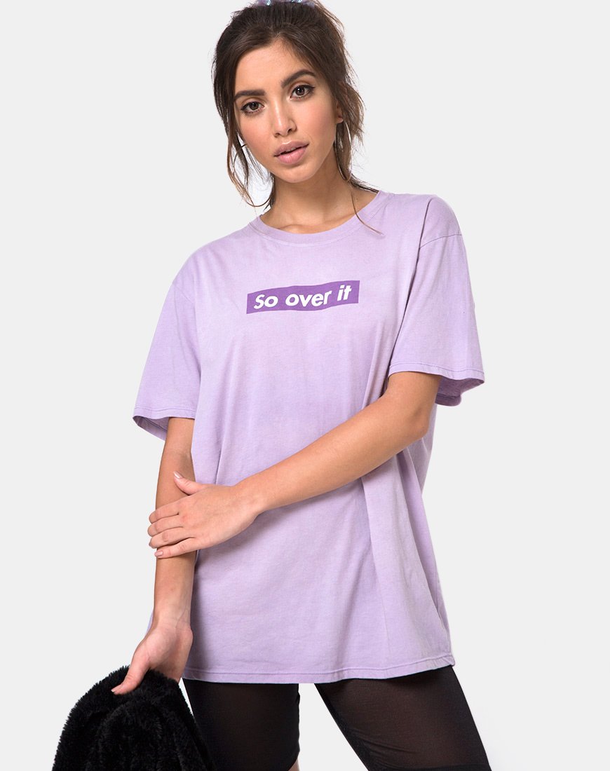 Oversized Basic Tee in lila "So Over It