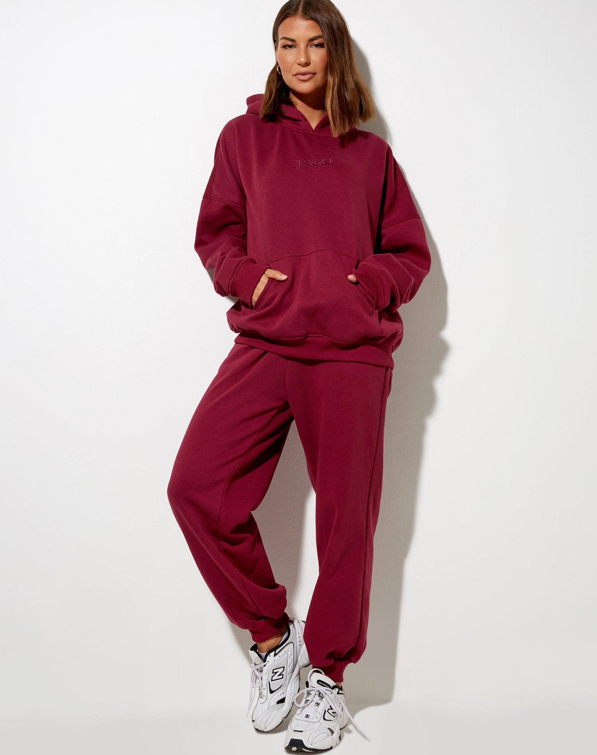 Afbeelding van Oversize Hoodie in Burgundy Angel Embro