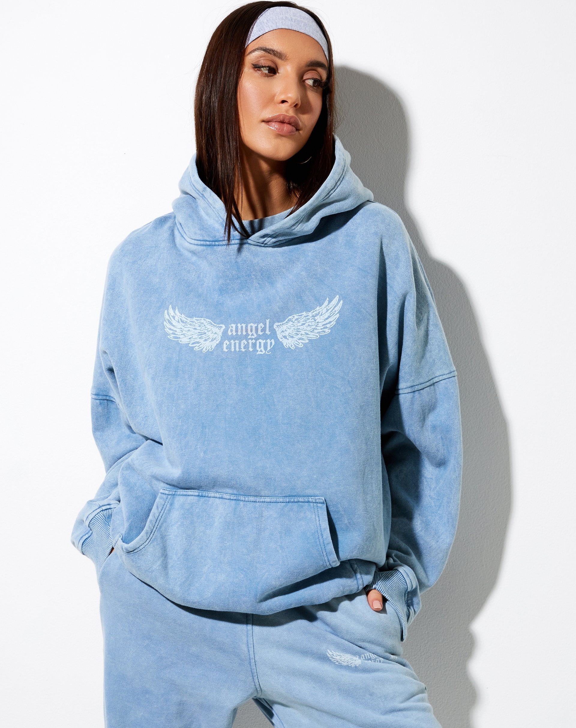Afbeelding van Oversize Hoodie in Washed Blue Angel Energy Wings