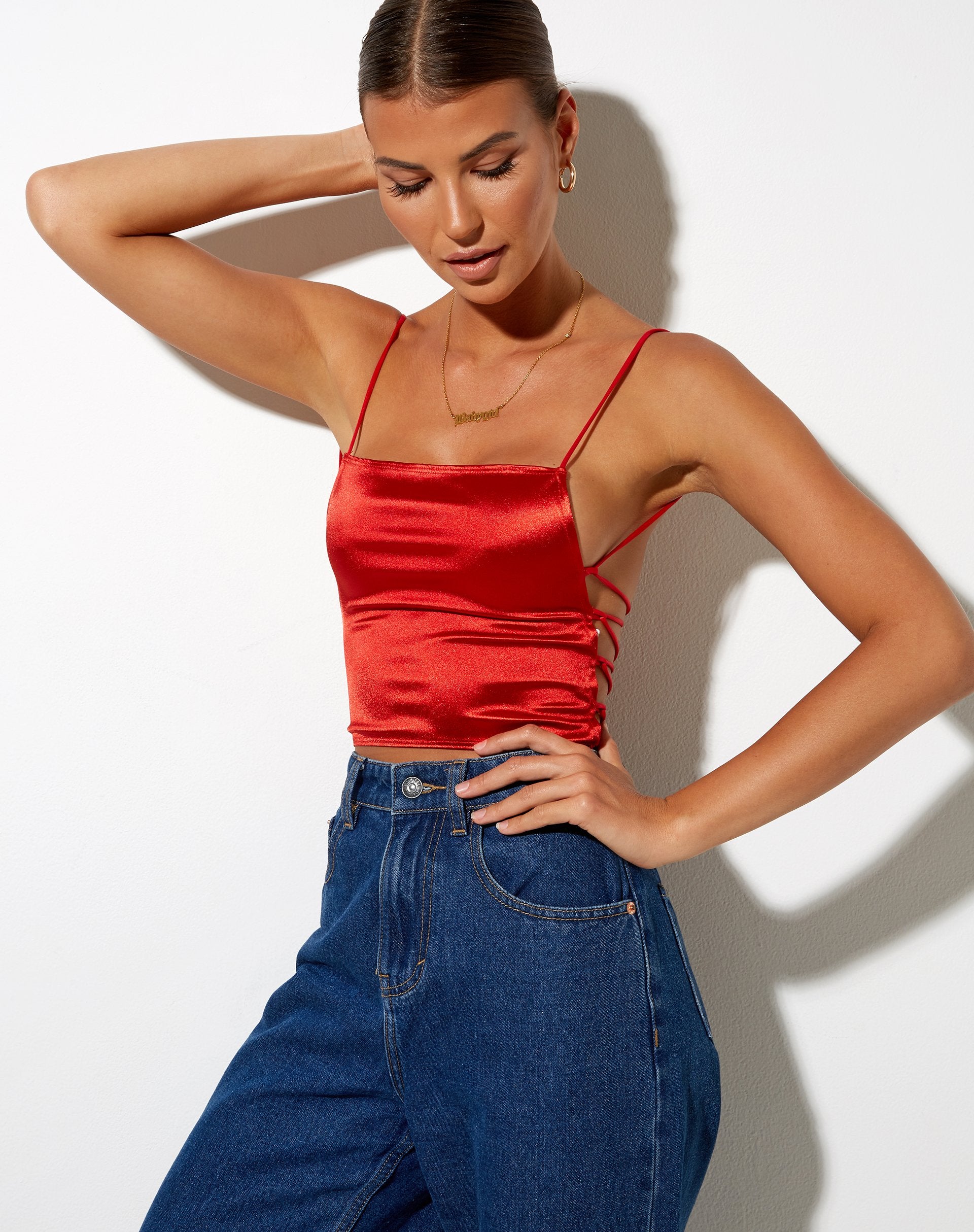 Afbeelding van Ozka Crop Top in Satijn Rust