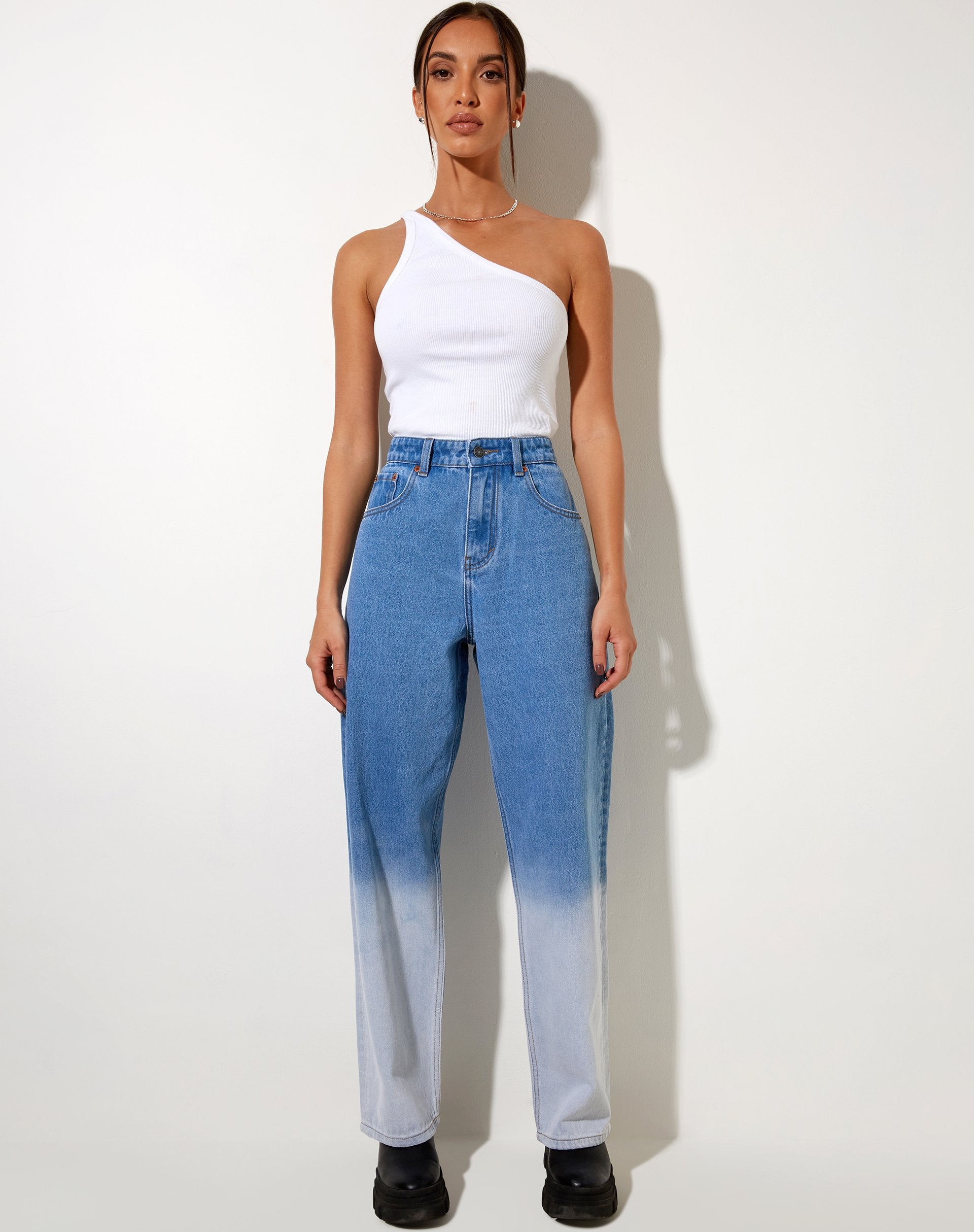 Afbeelding van Dip Bleach Parallel Jeans in Super Light Wash