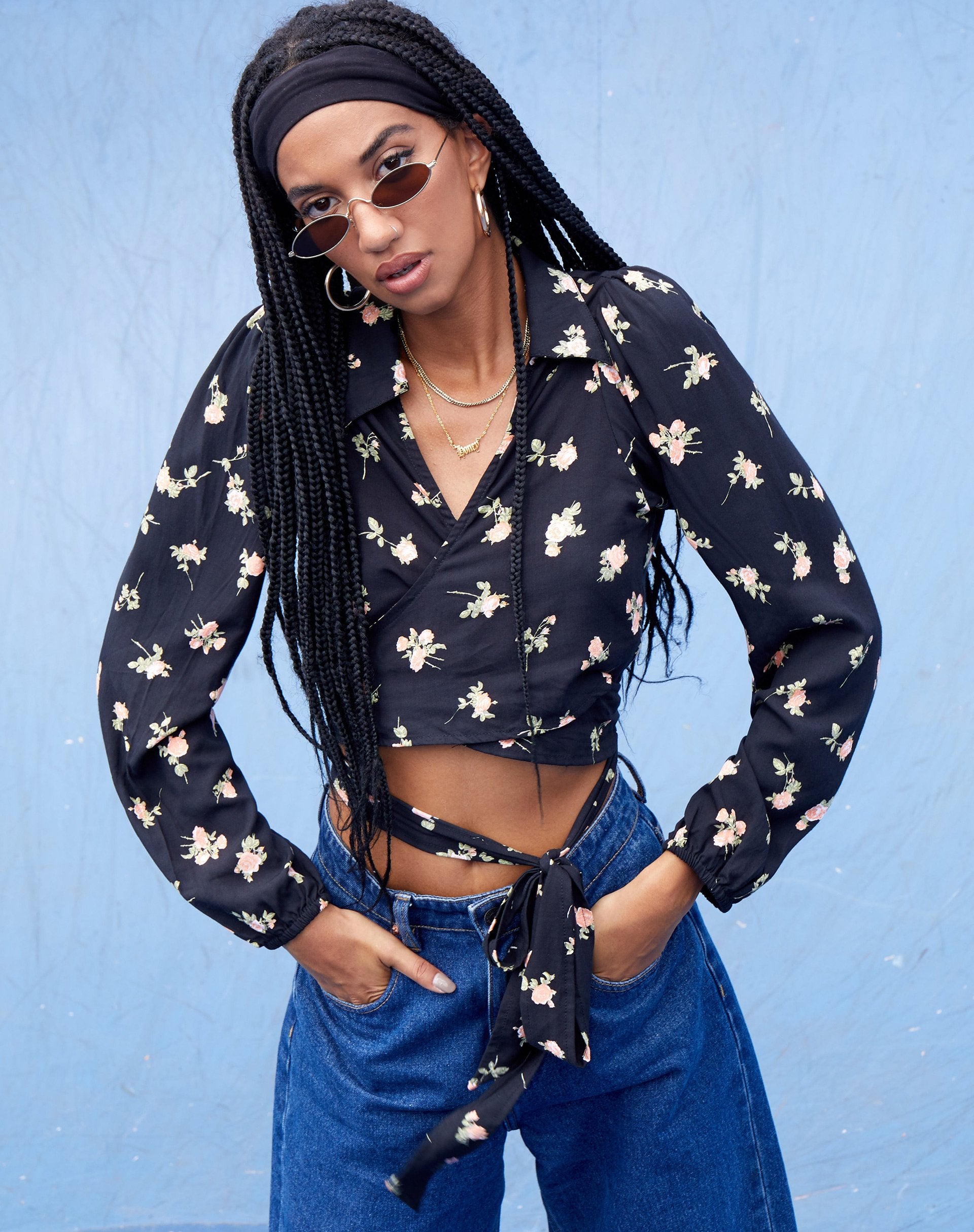 Afbeelding van Briza Crop Top in Rose Garden Zwart