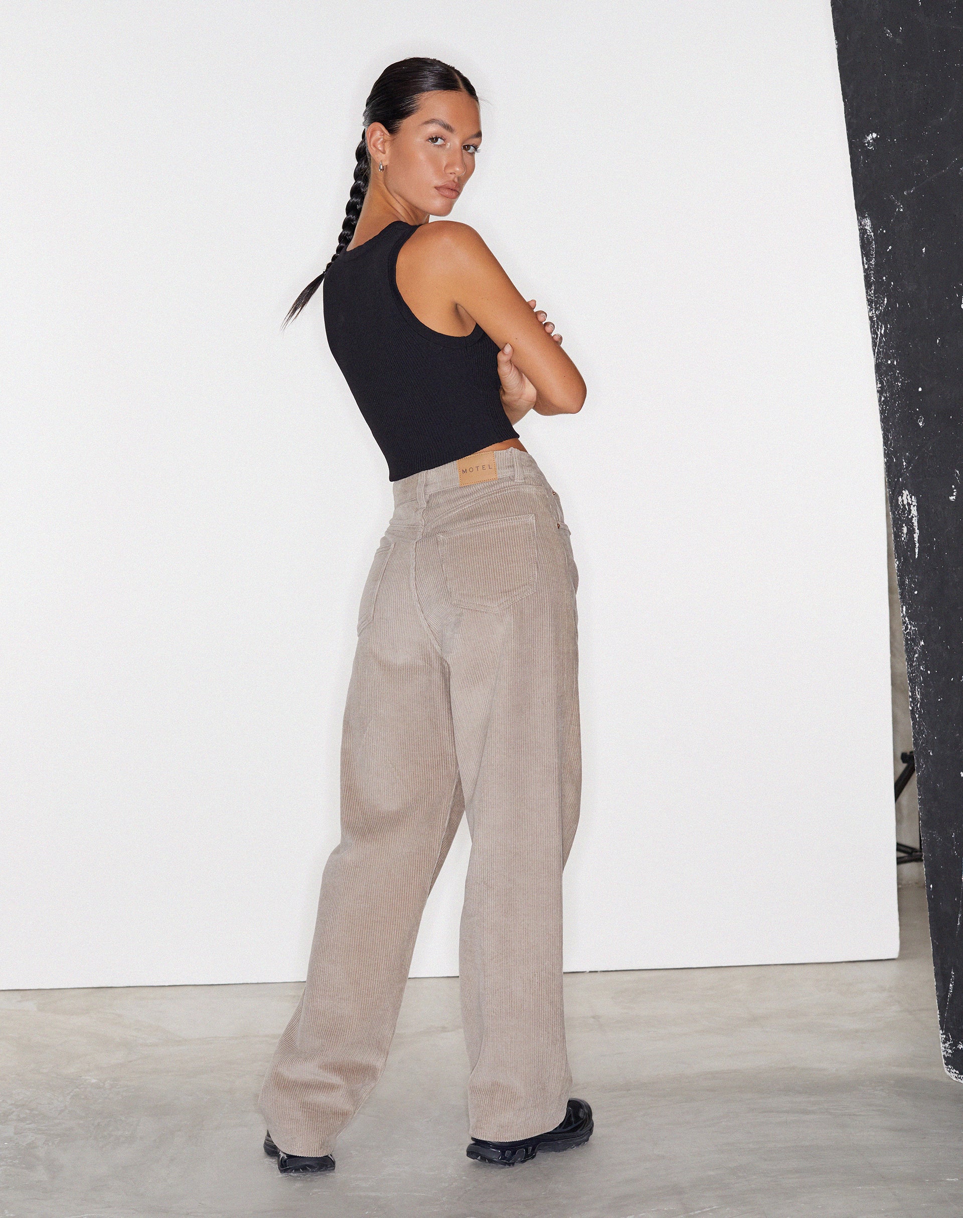 Afbeelding van Parallel Jeans in Cord Smoke Grey