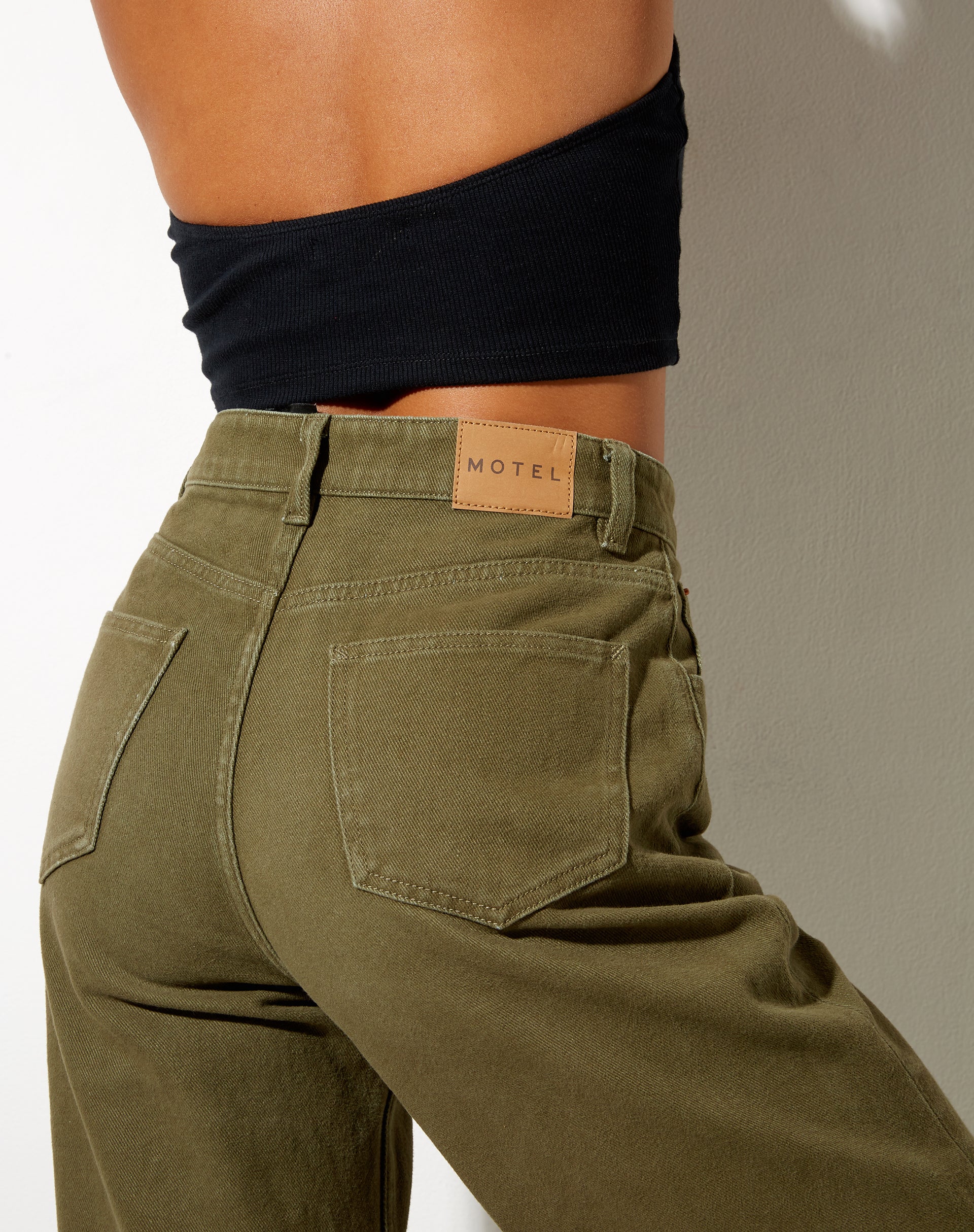 Afbeelding van Parallel Jeans in Khaki Green