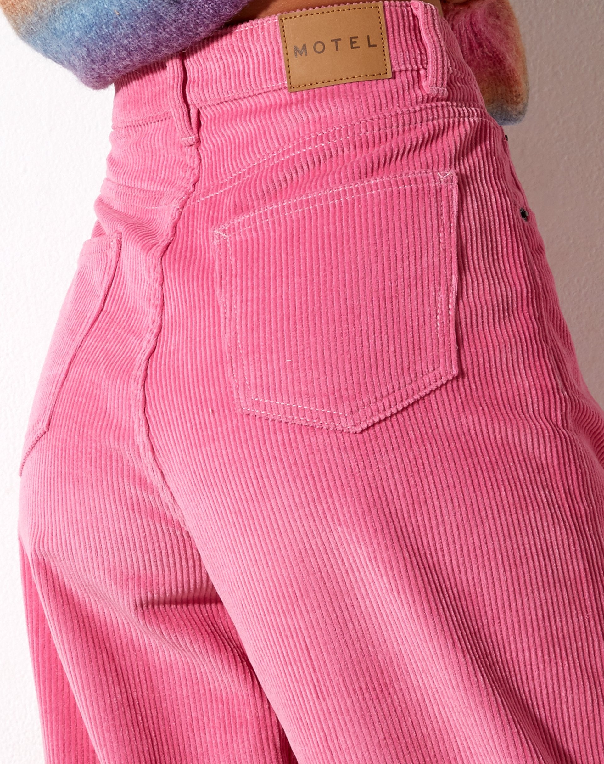 Afbeelding van Parallel broek in koord Bubblegum roze