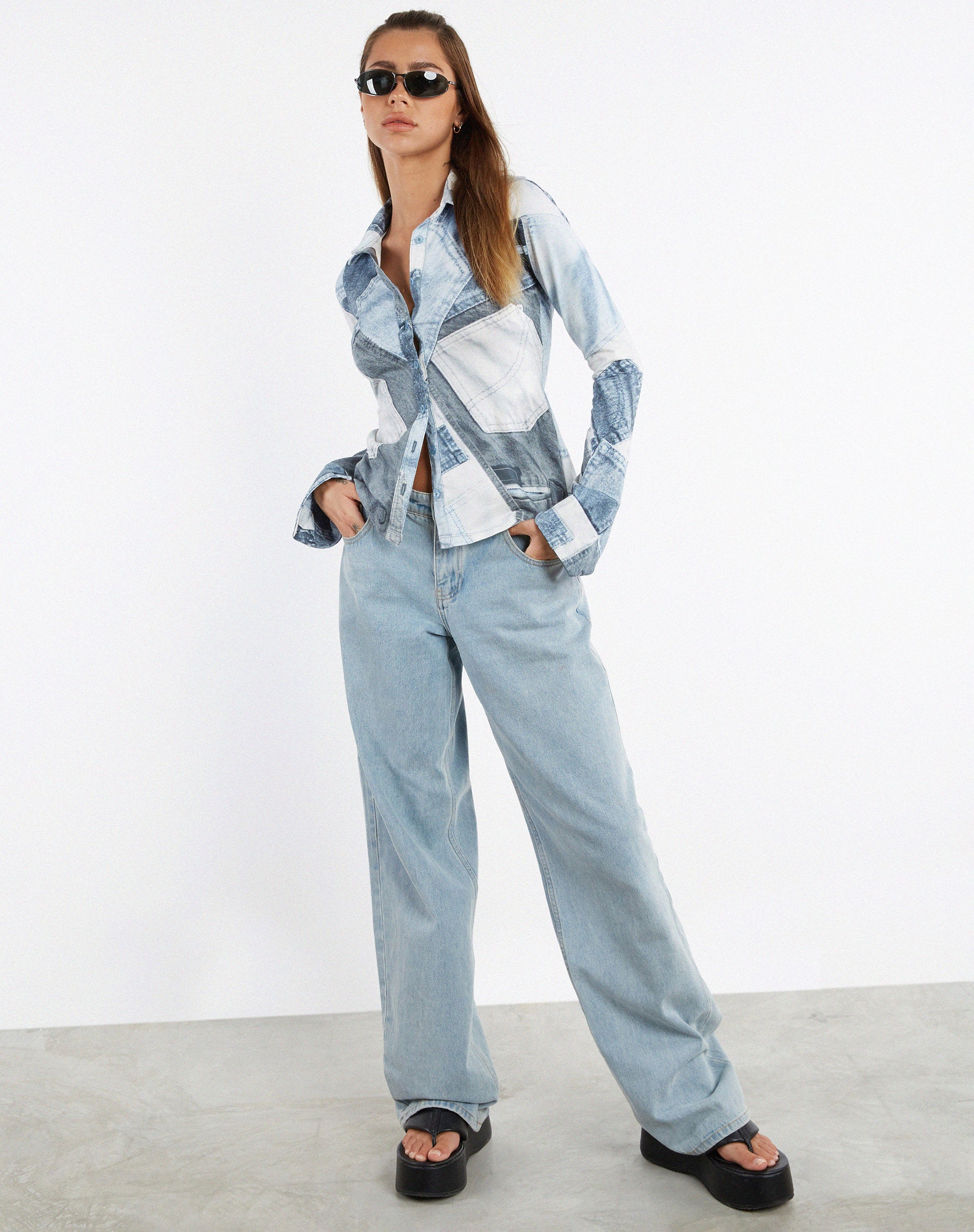 beeld van MOTEL X JACQUIE Phole Top in Denim Pocket