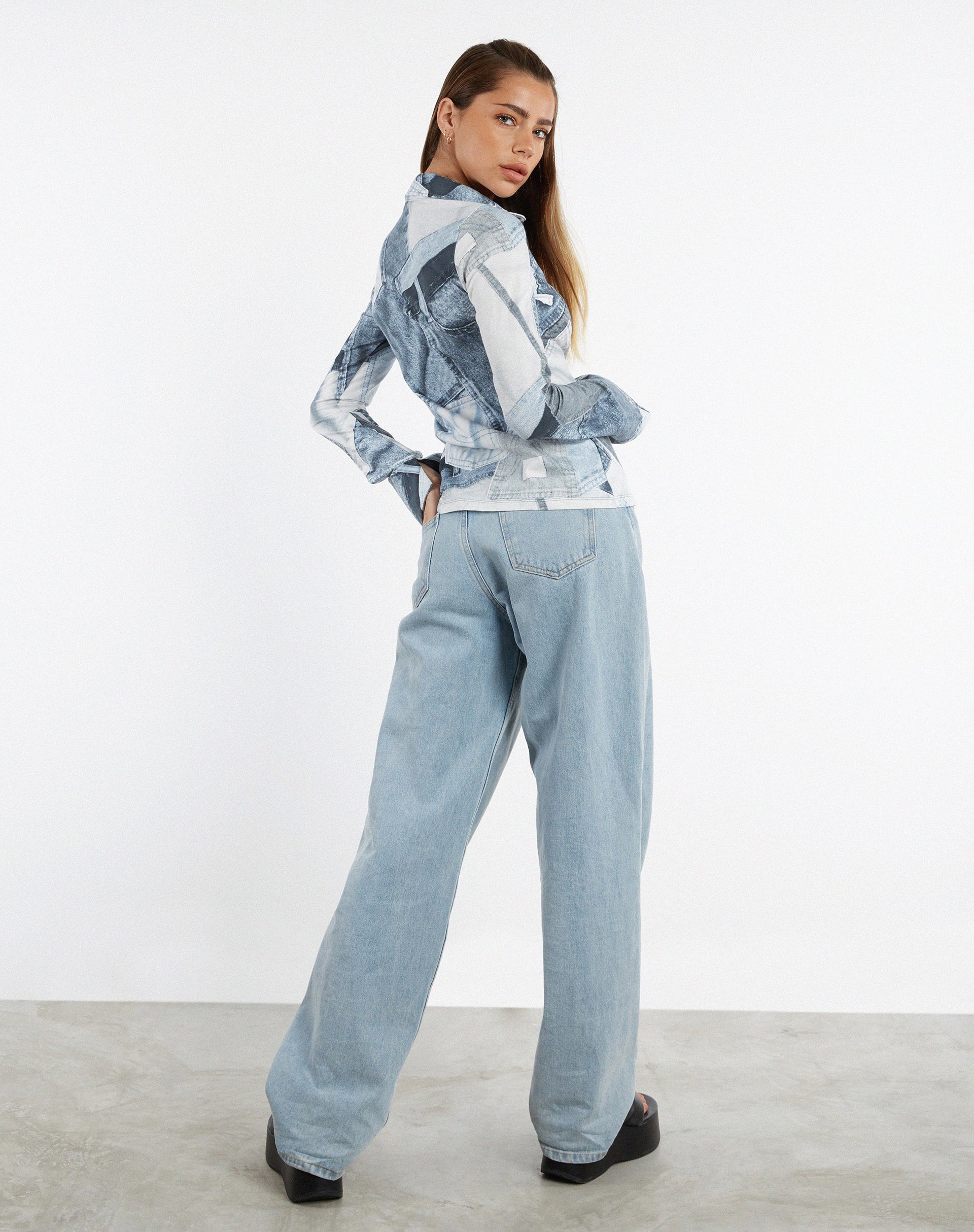 beeld van MOTEL X JACQUIE Phole Top in Denim Pocket
