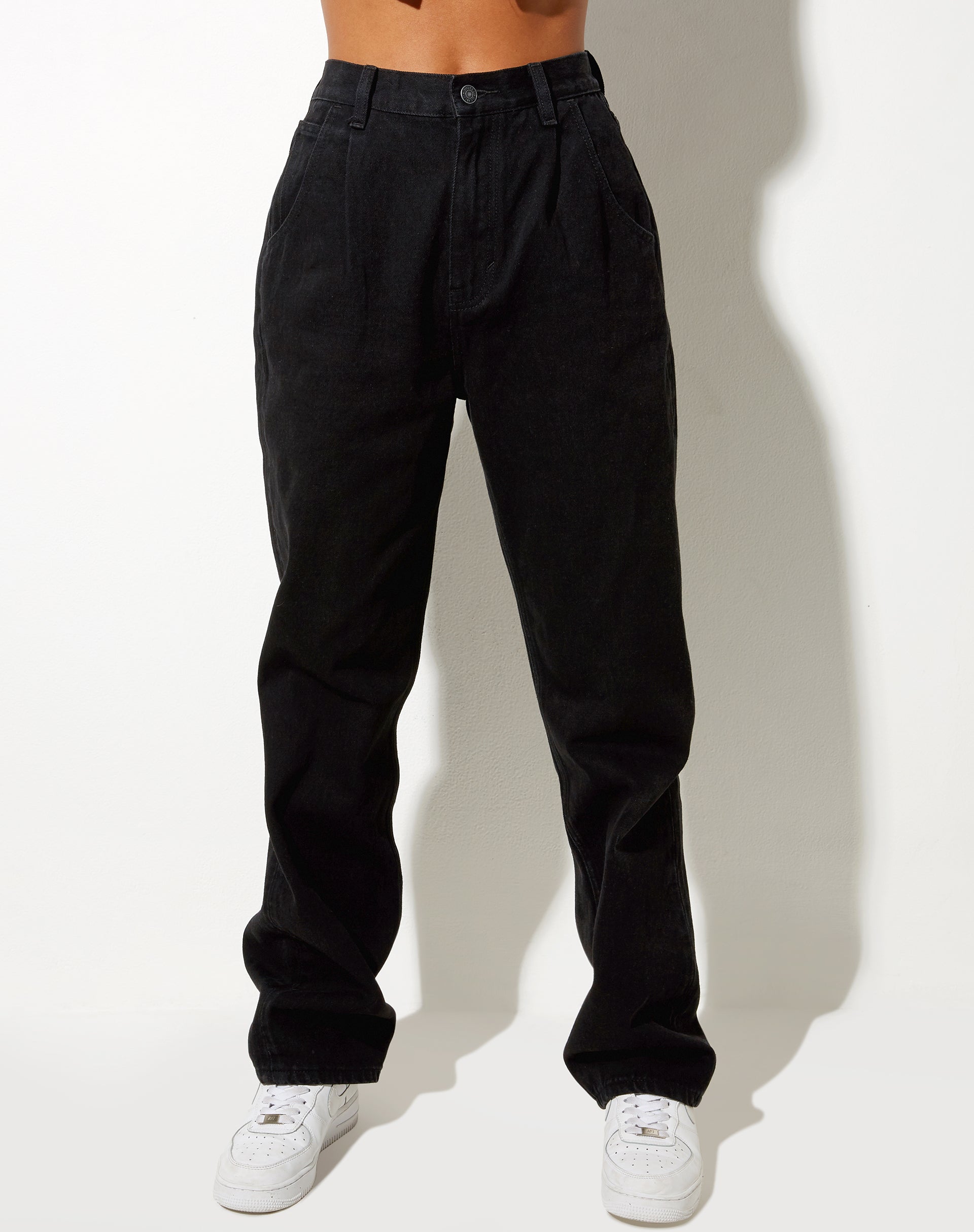 Afbeelding van Geplooide Jeans in Black Wash