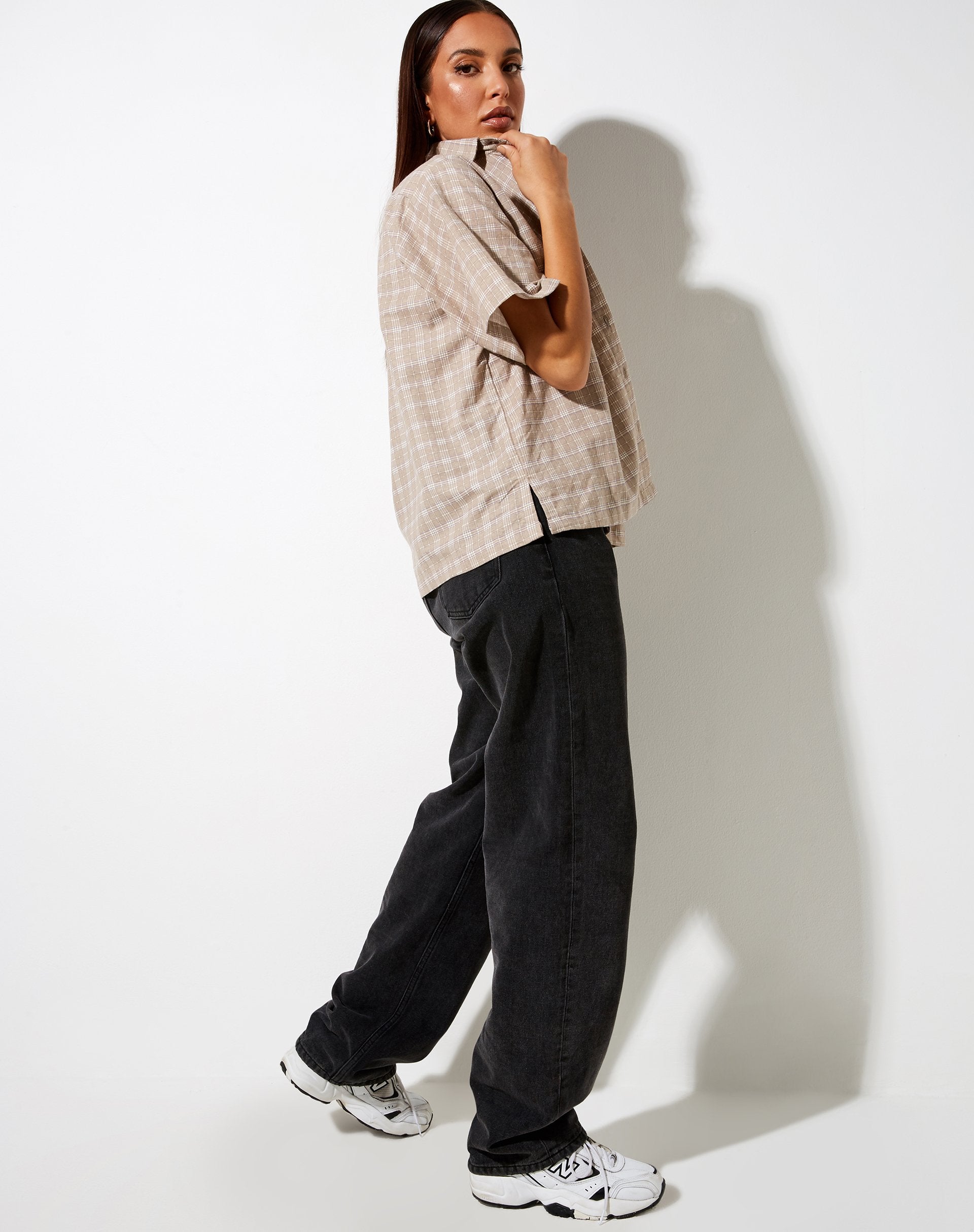 Afbeelding van Pride shirt in taupe ruit
