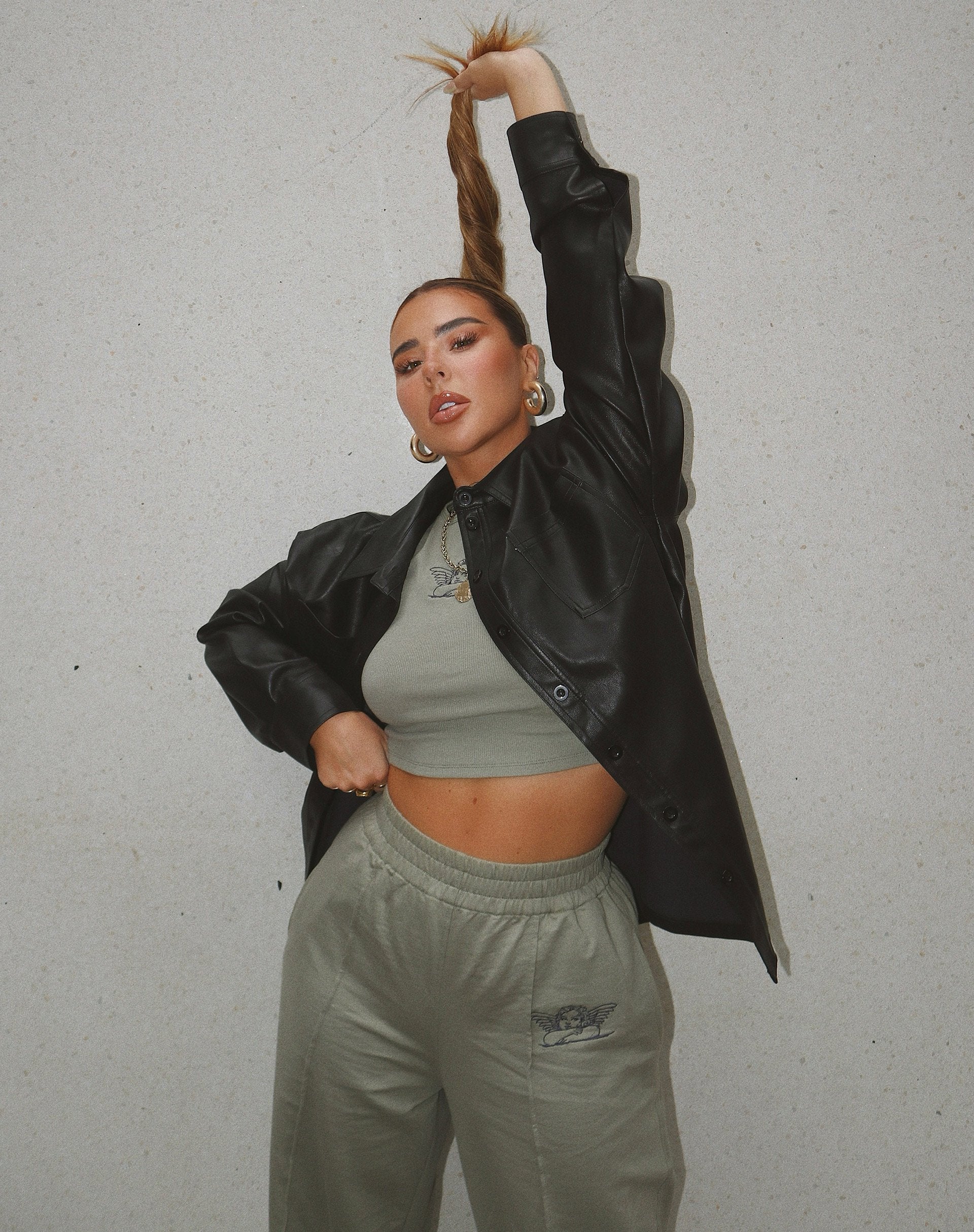 Afbeelding van Gimon Crop Top in Rib Grijs Sage Angelo Embro