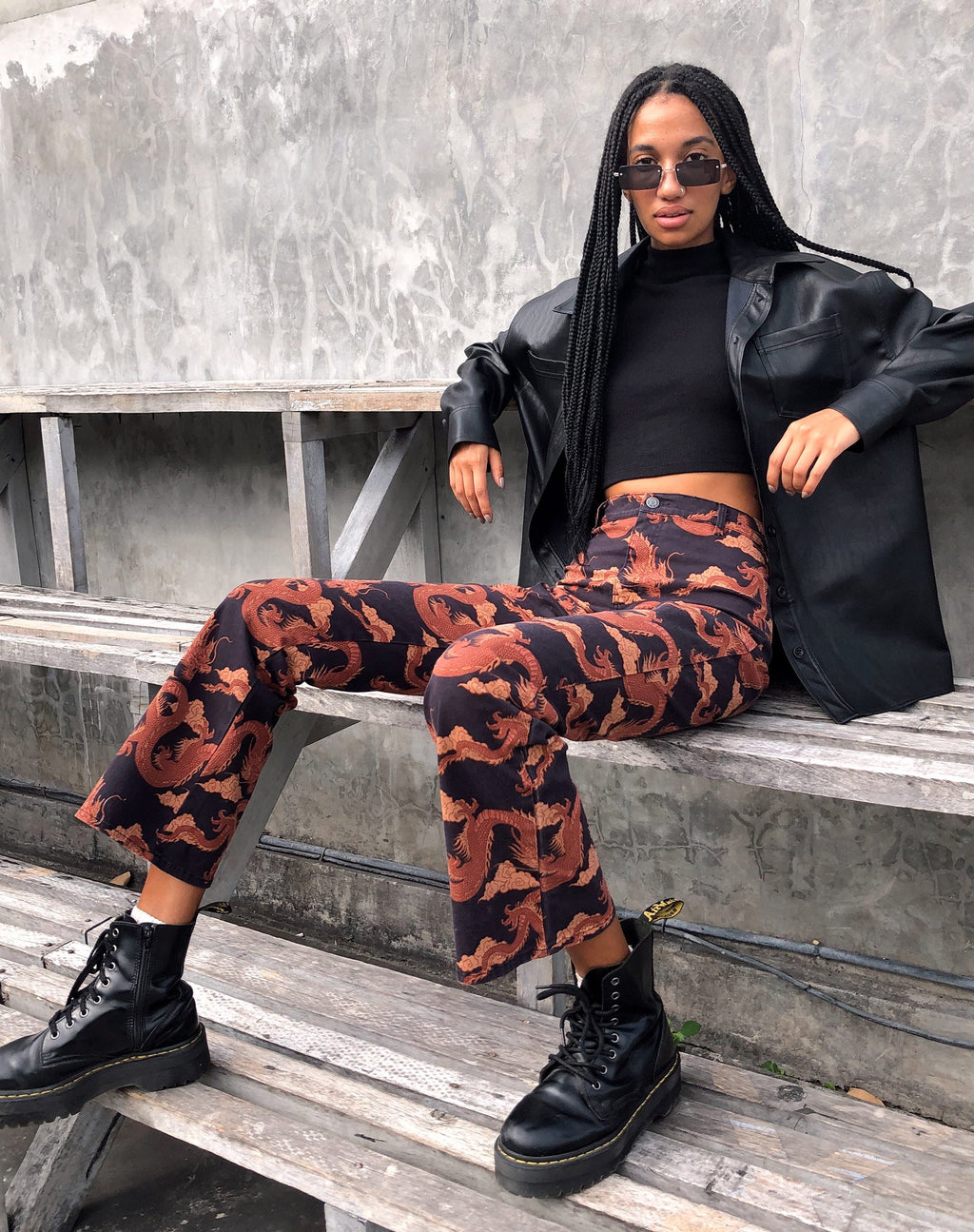 Zoven flare broek in ton-sur-ton draak oranje