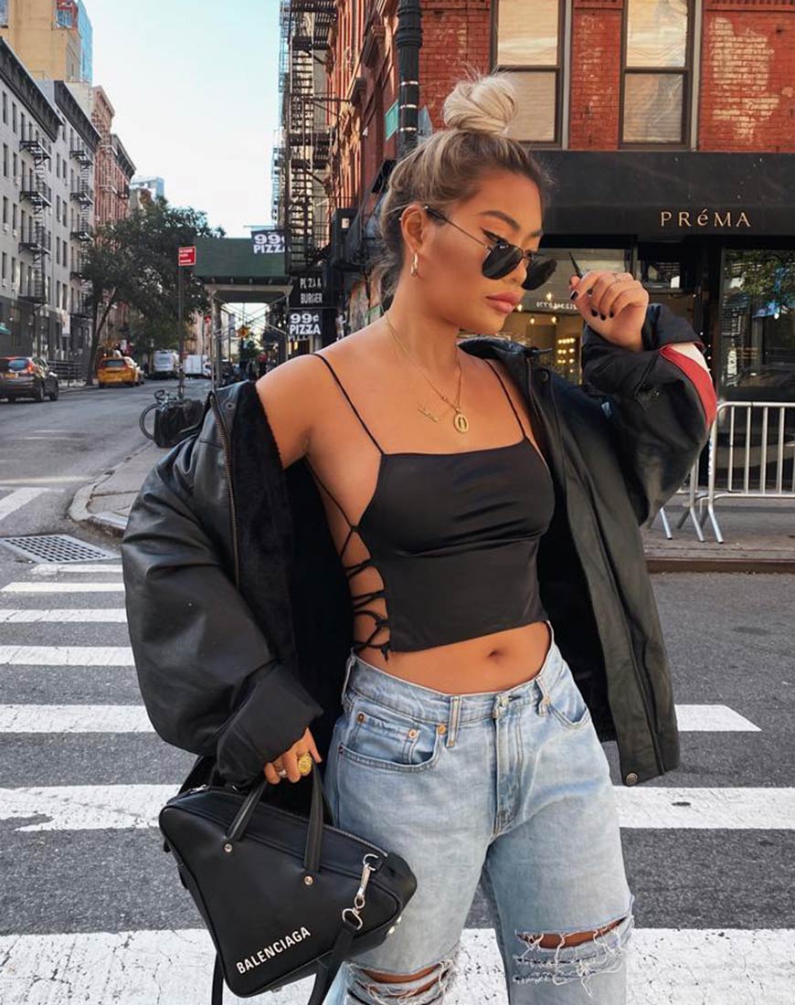 Afbeelding van Ozka Crop Top in Satijn Zwart