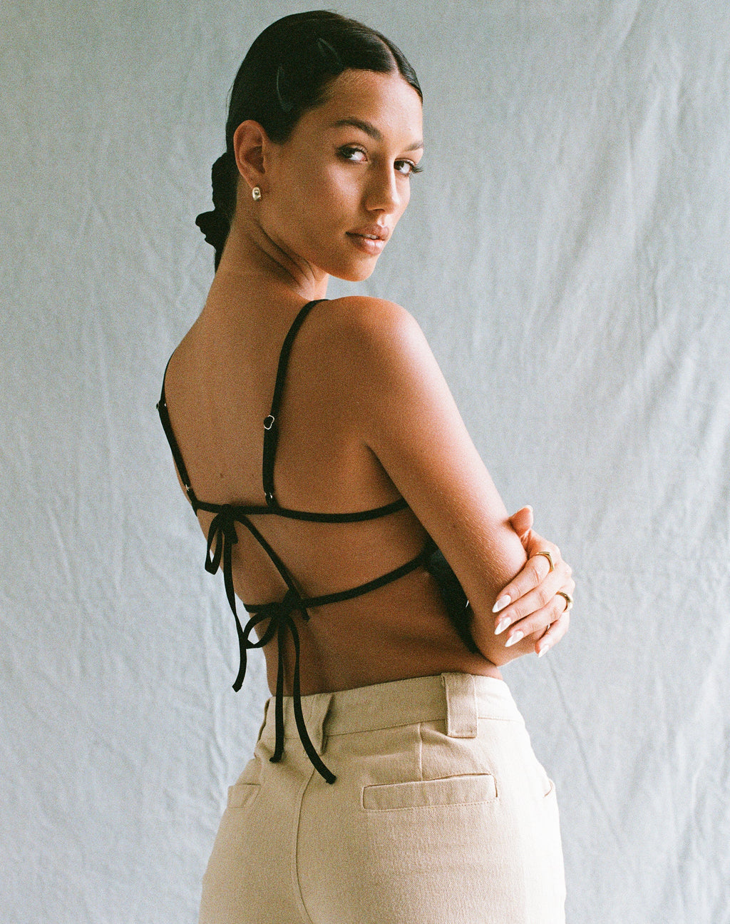 MOTEL X OLIVIA NEILL Merita Crop Top in Getailleerd zwart