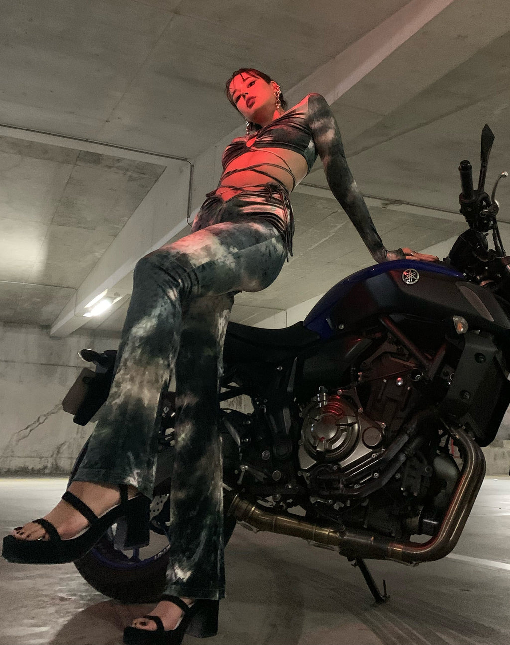 Sarita Broek in Abstract Camo