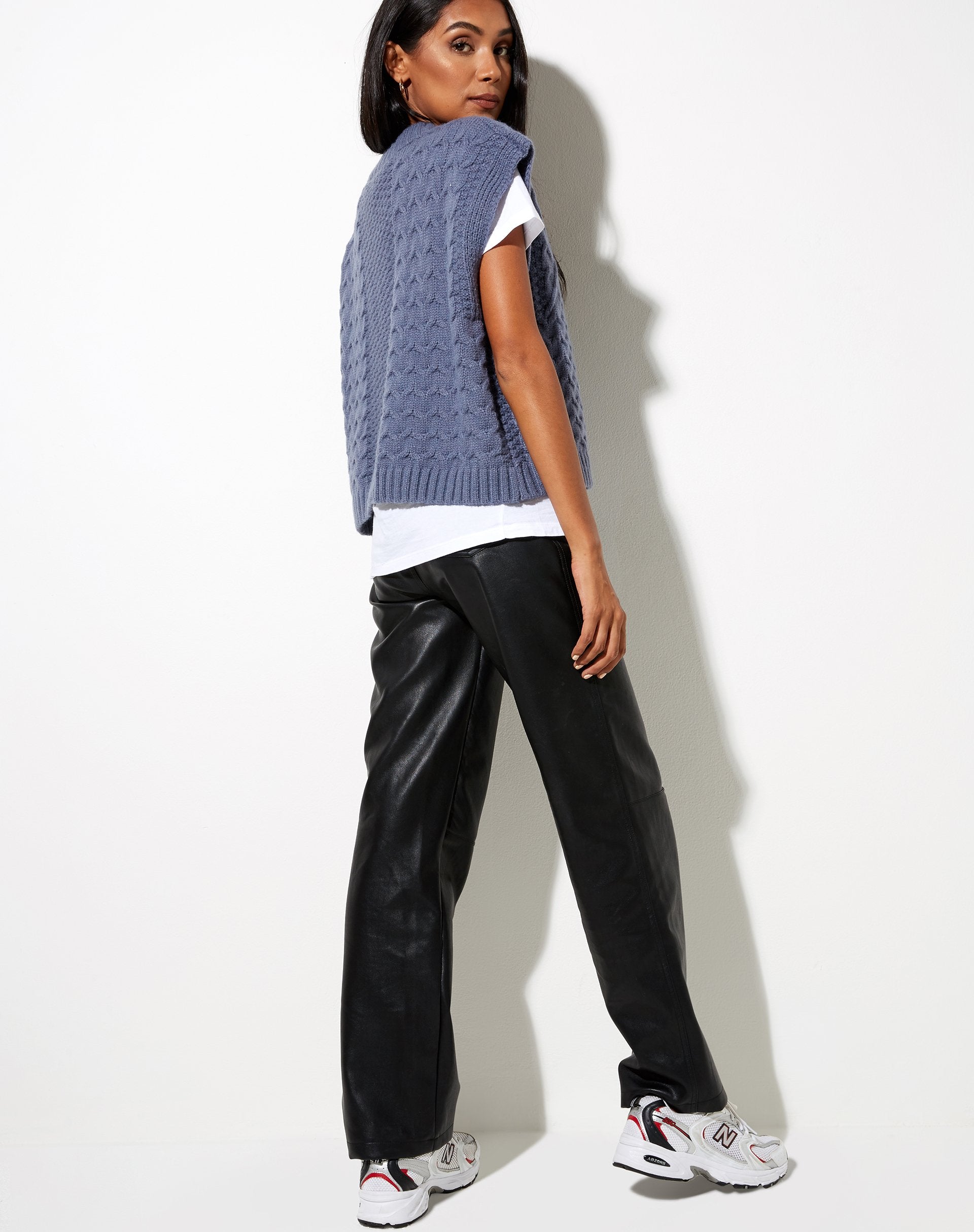 Afbeelding van Qinna Vest in Charcoal